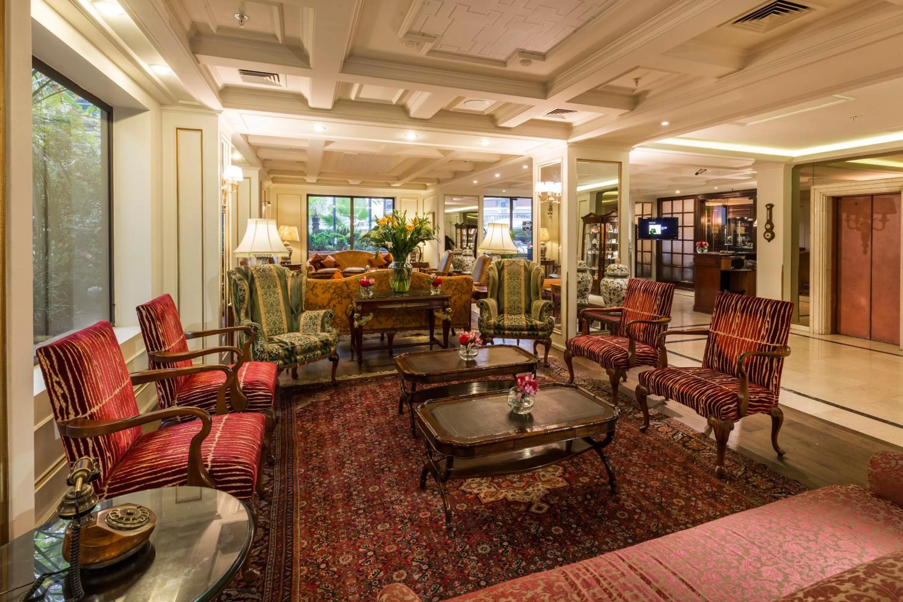 Lobby or reception in Park Plaza Santiago