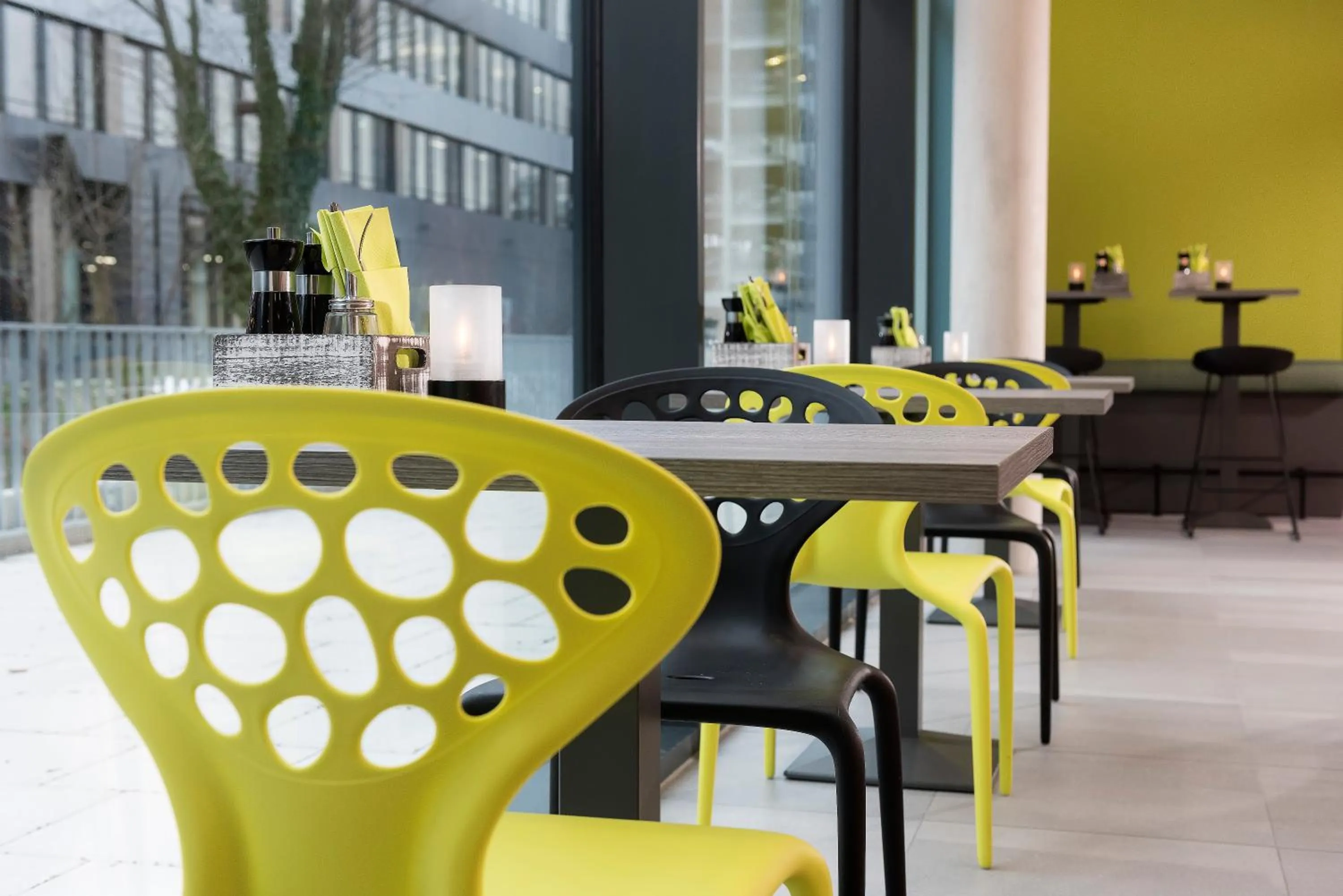 Lounge or bar in ibis Styles Stuttgart Vaihingen