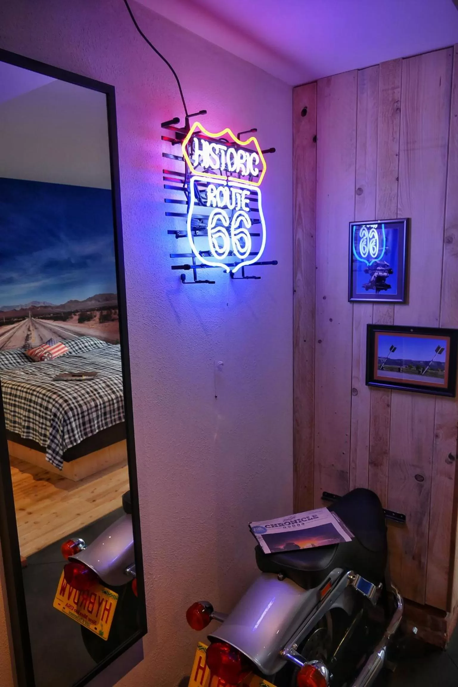 Decorative detail, Bed in Road Stop Mettmann