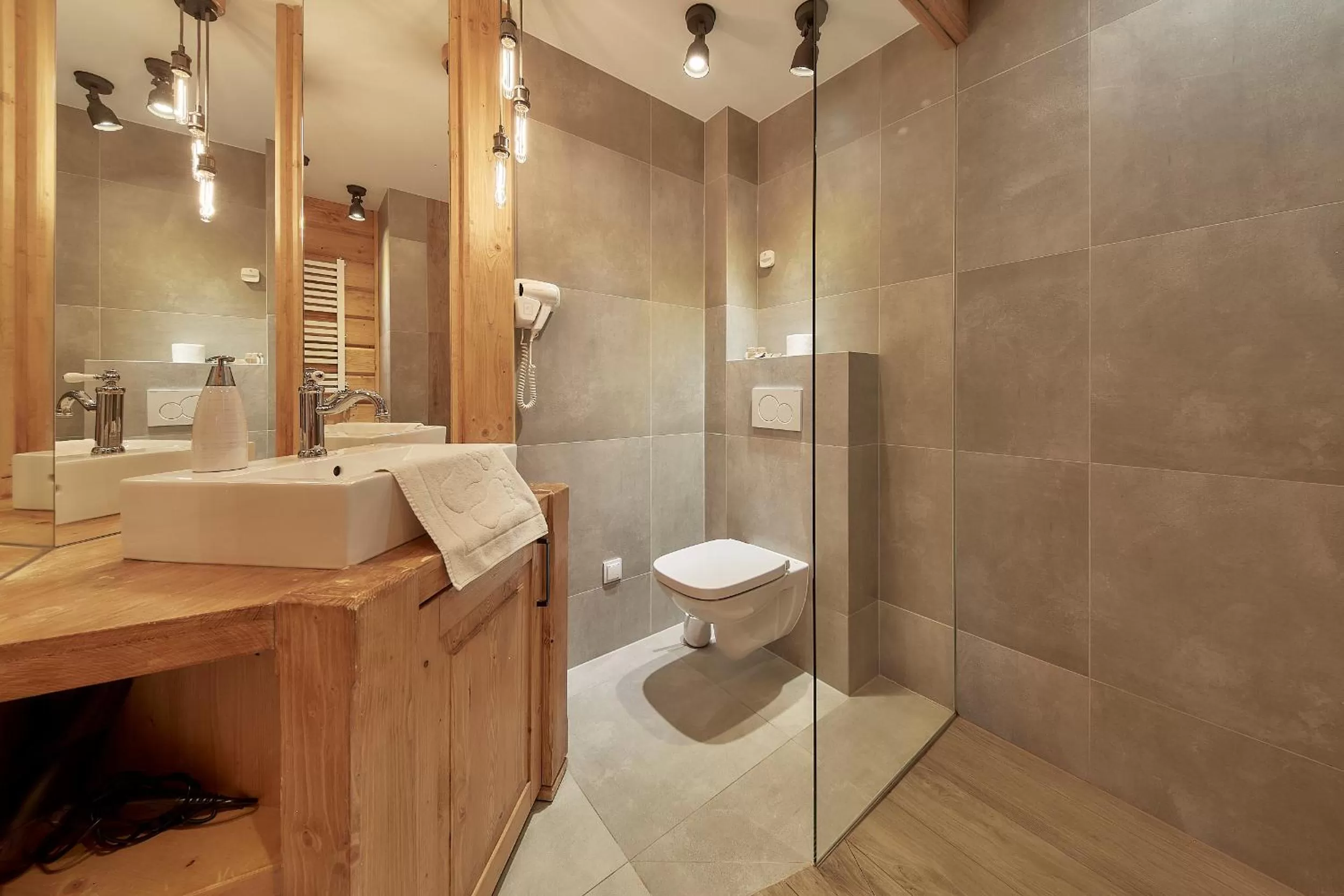 Shower in Aparthotel Giewont