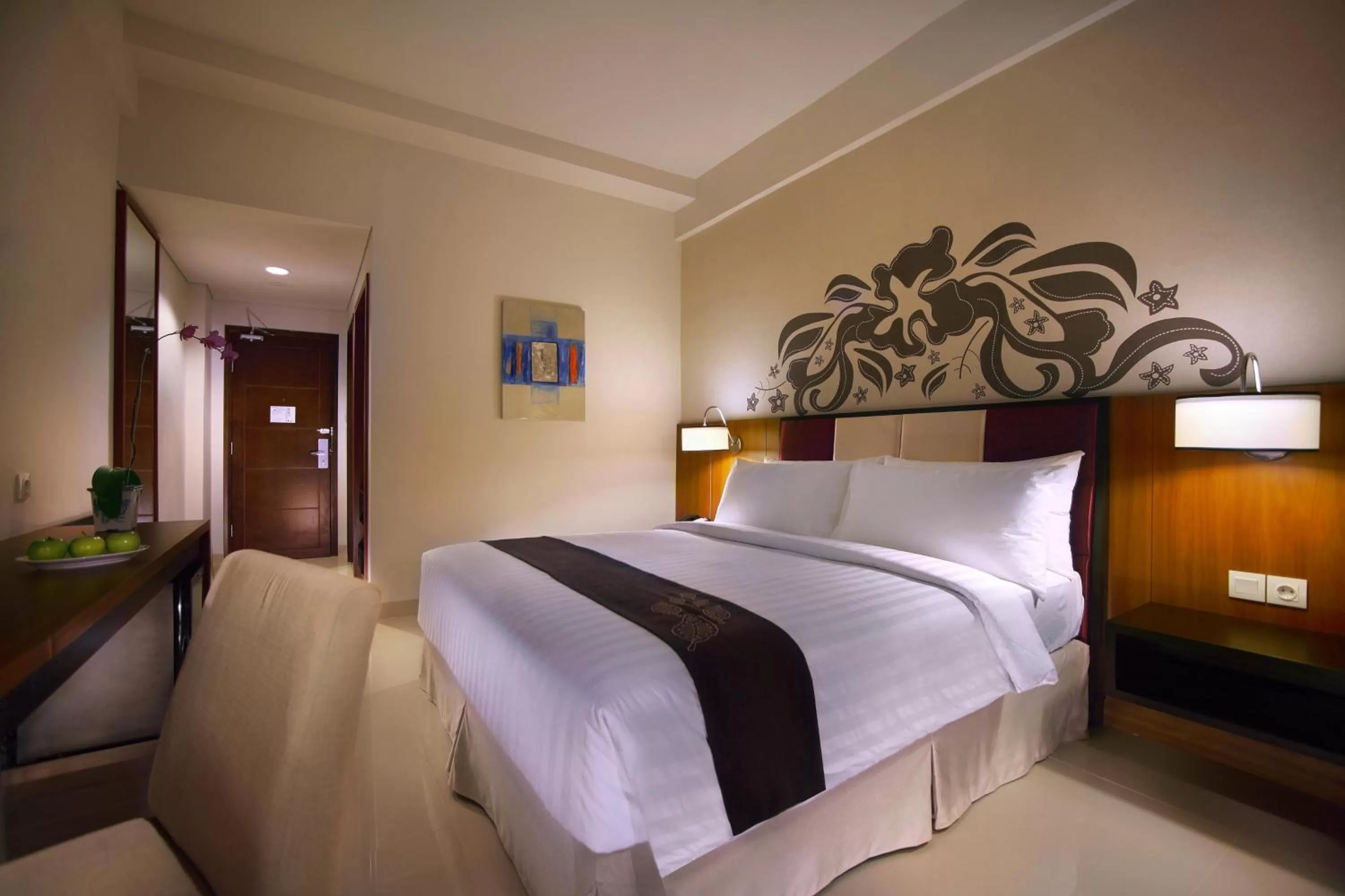 Photo of the whole room, Bed in Aston Bojonegoro City Hotel