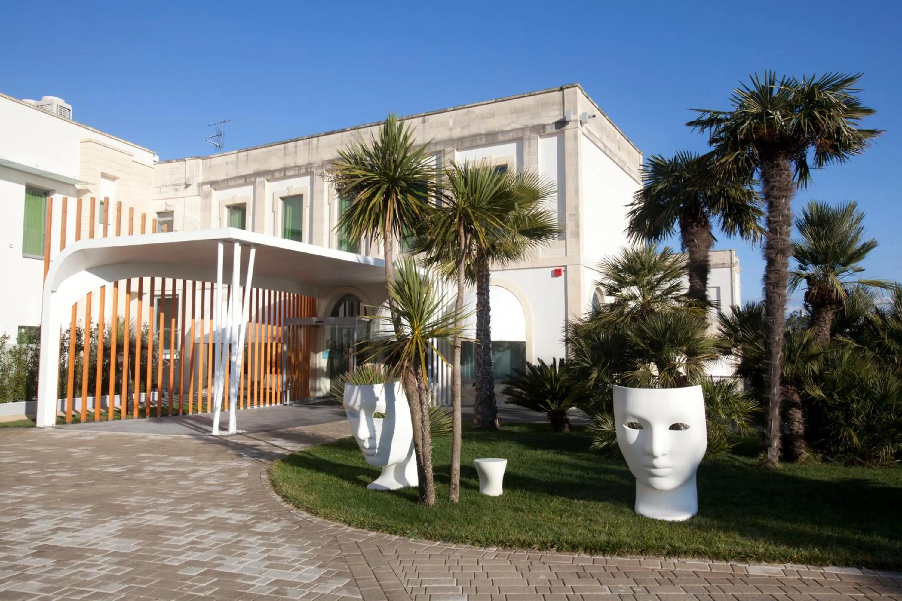 Facade/entrance in Arthotel & Park Lecce