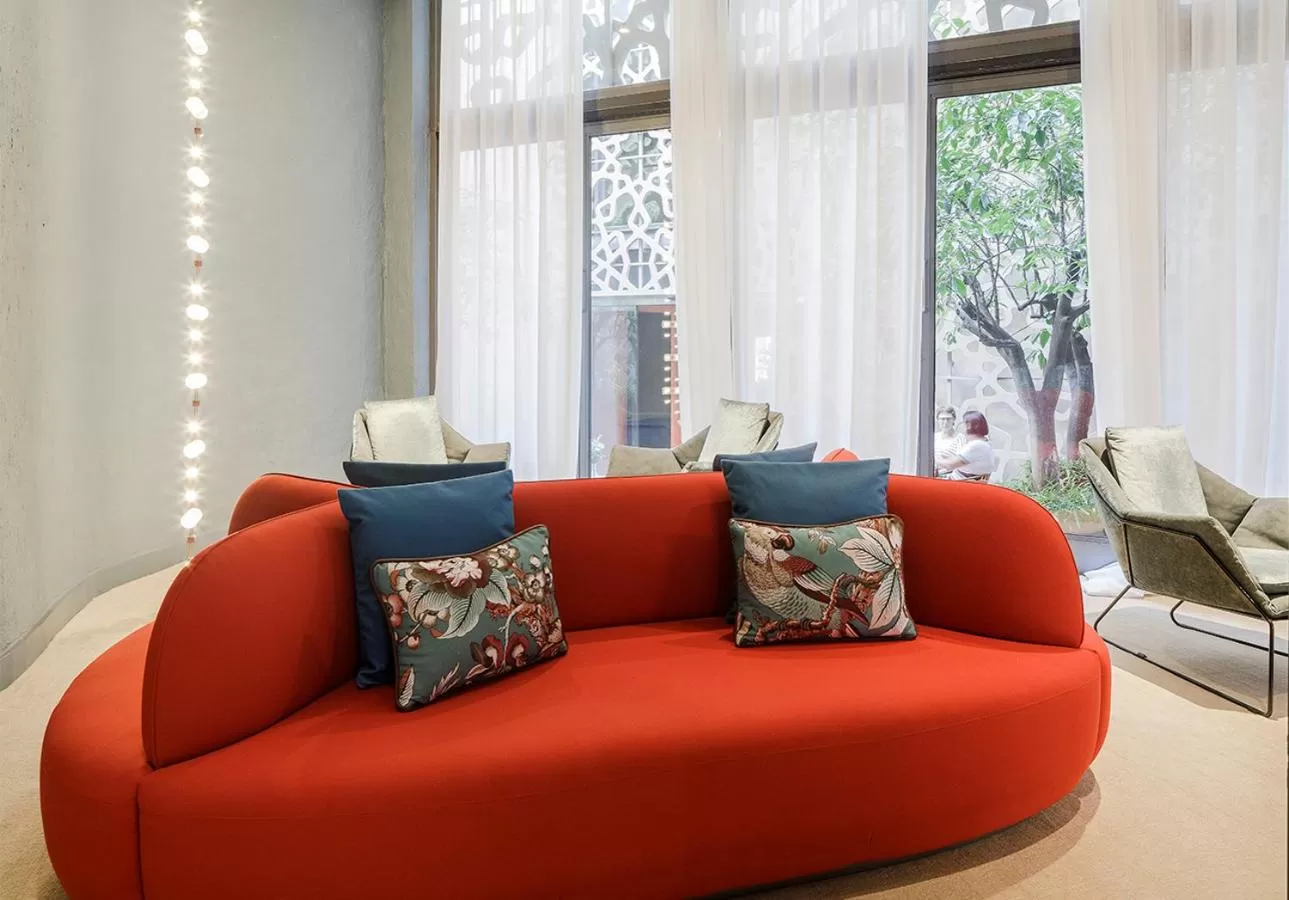 Living room in EME Catedral Mercer Hotel