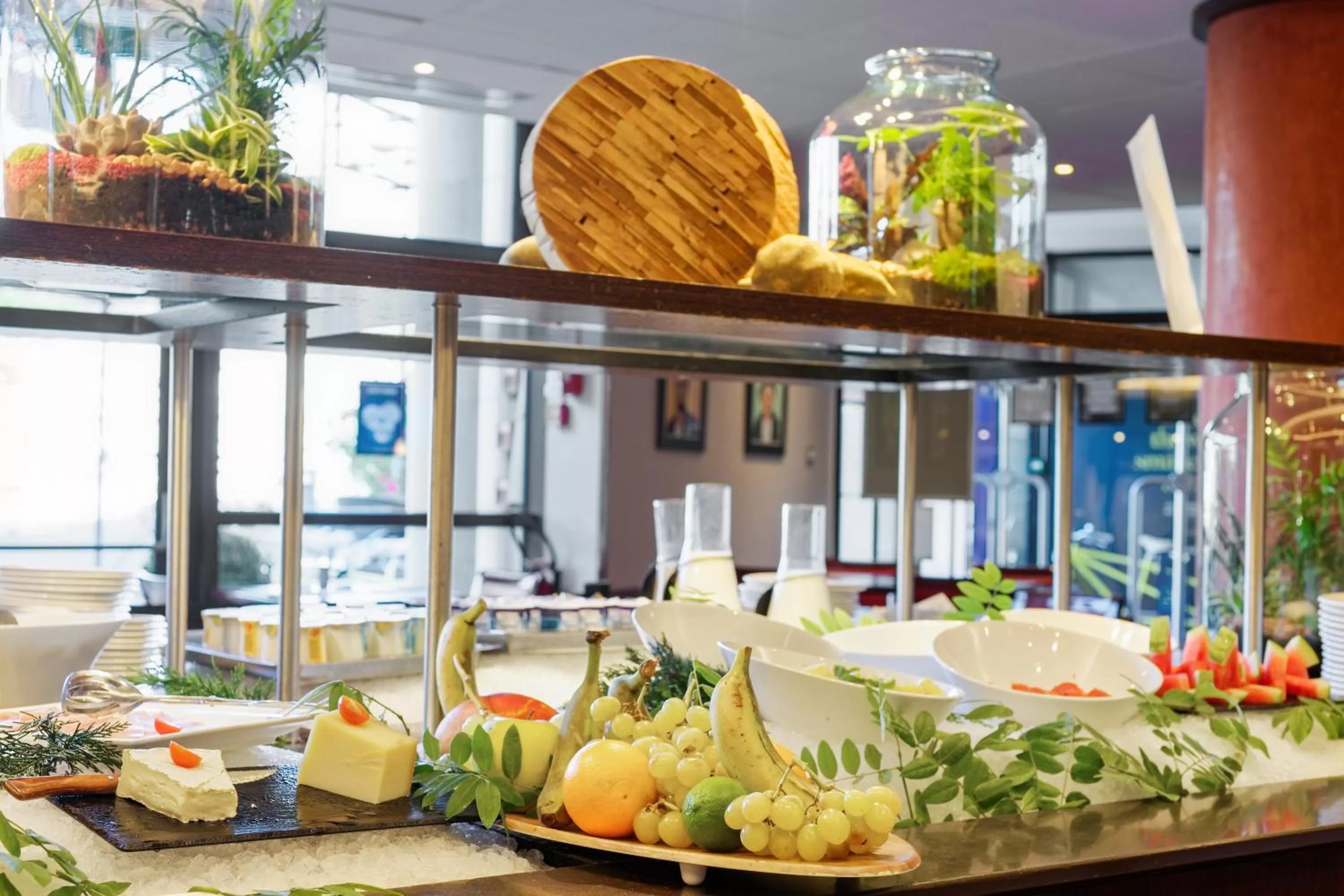 Breakfast in Golden Tulip CDG Airport Roissy