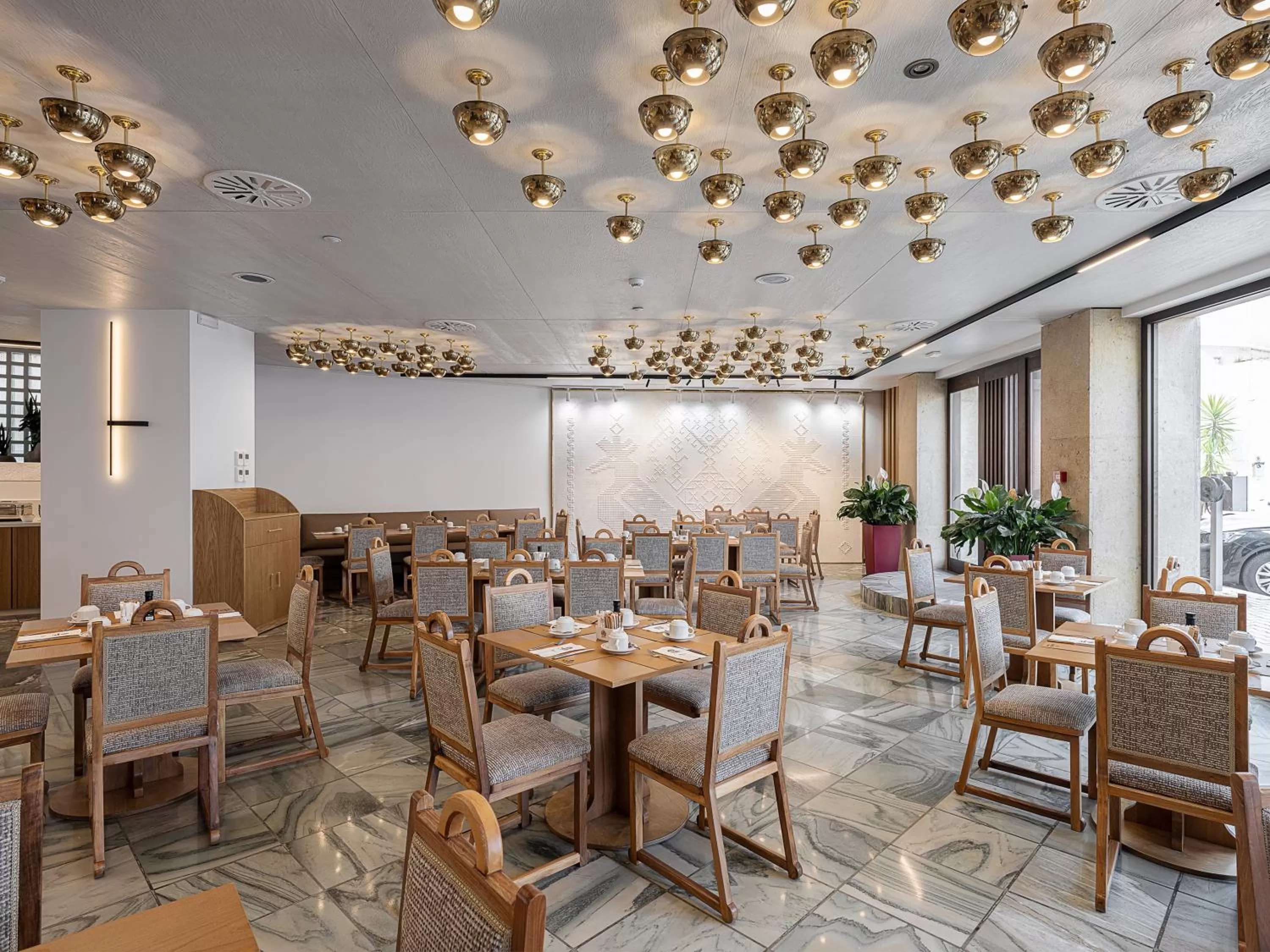 Restaurant/places to eat in Civitel Akali Hotel