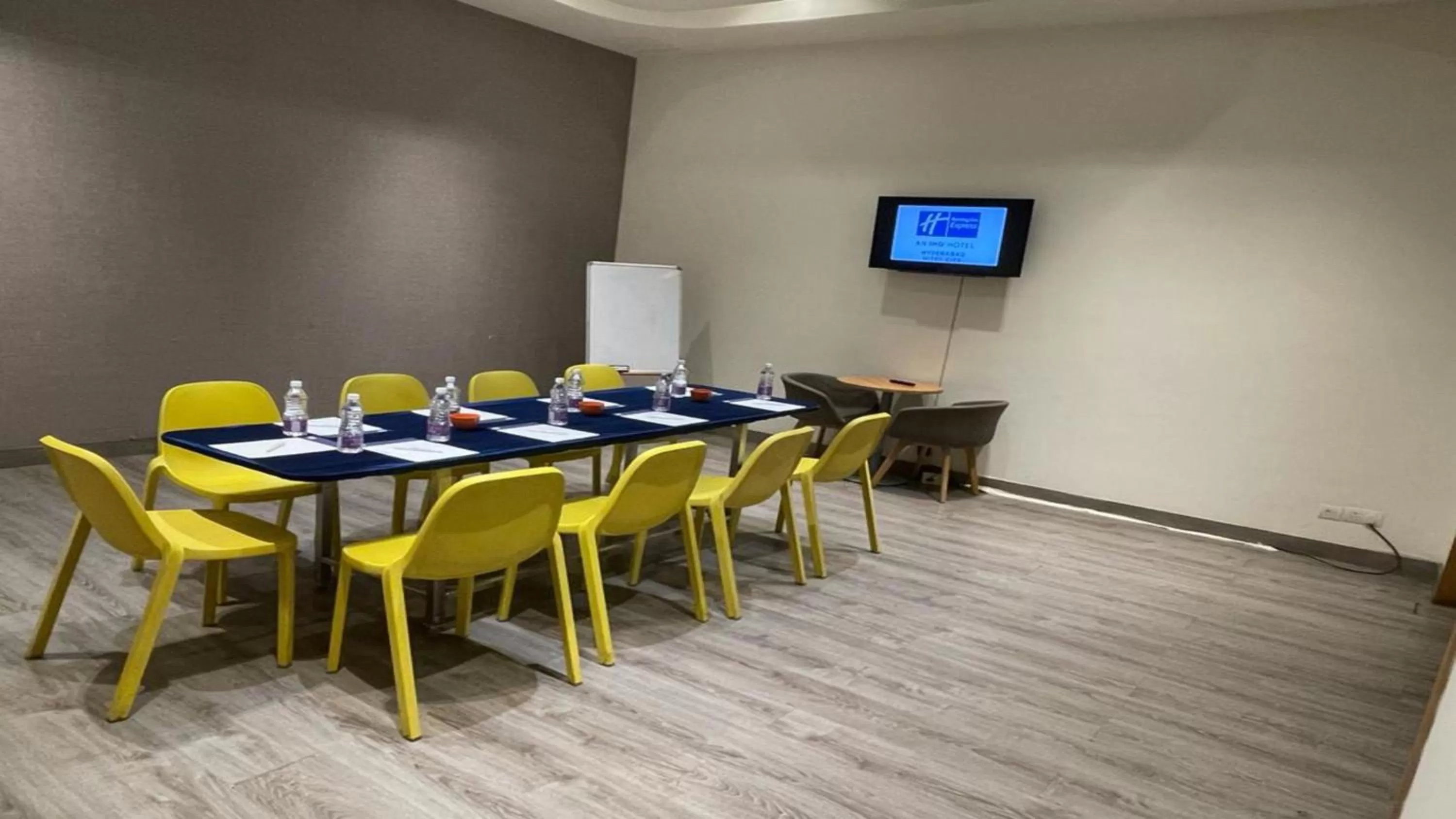 Meeting/conference room in Holiday Inn Express Hyderabad HITEC City by IHG