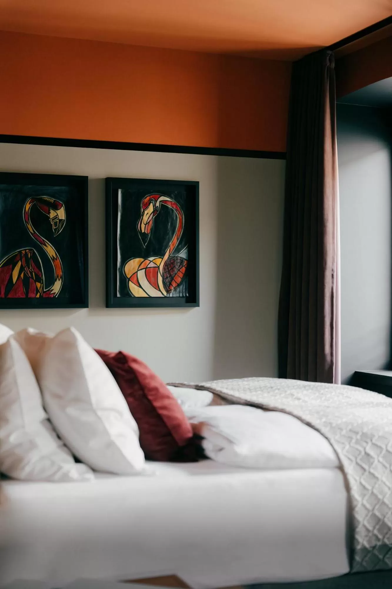 Bed in WELTWIEN Luxury Art Apartments & Free Parking