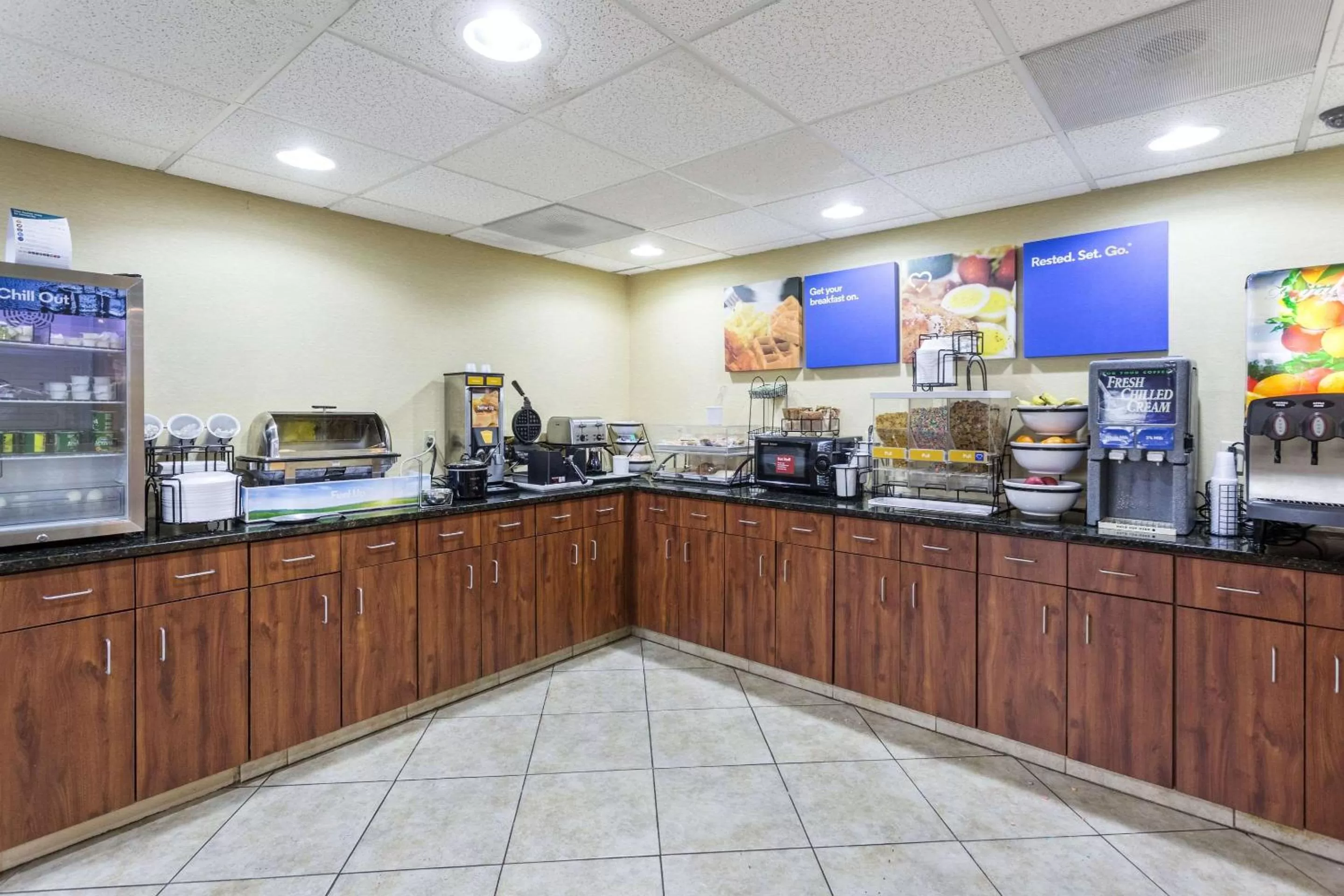 Restaurant/places to eat in Comfort Inn Decatur Priceville