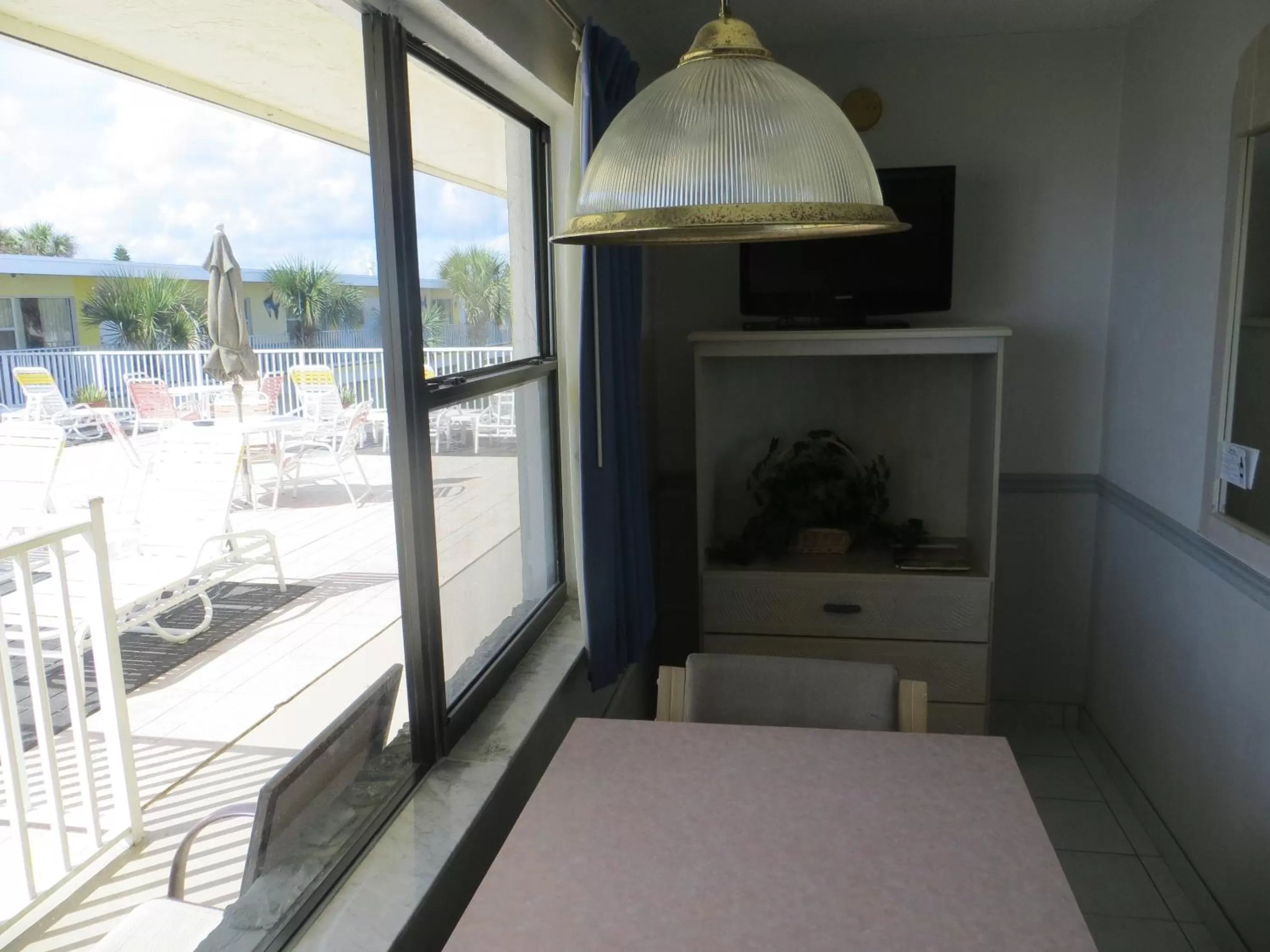 Dining area in Sand Castle Motel