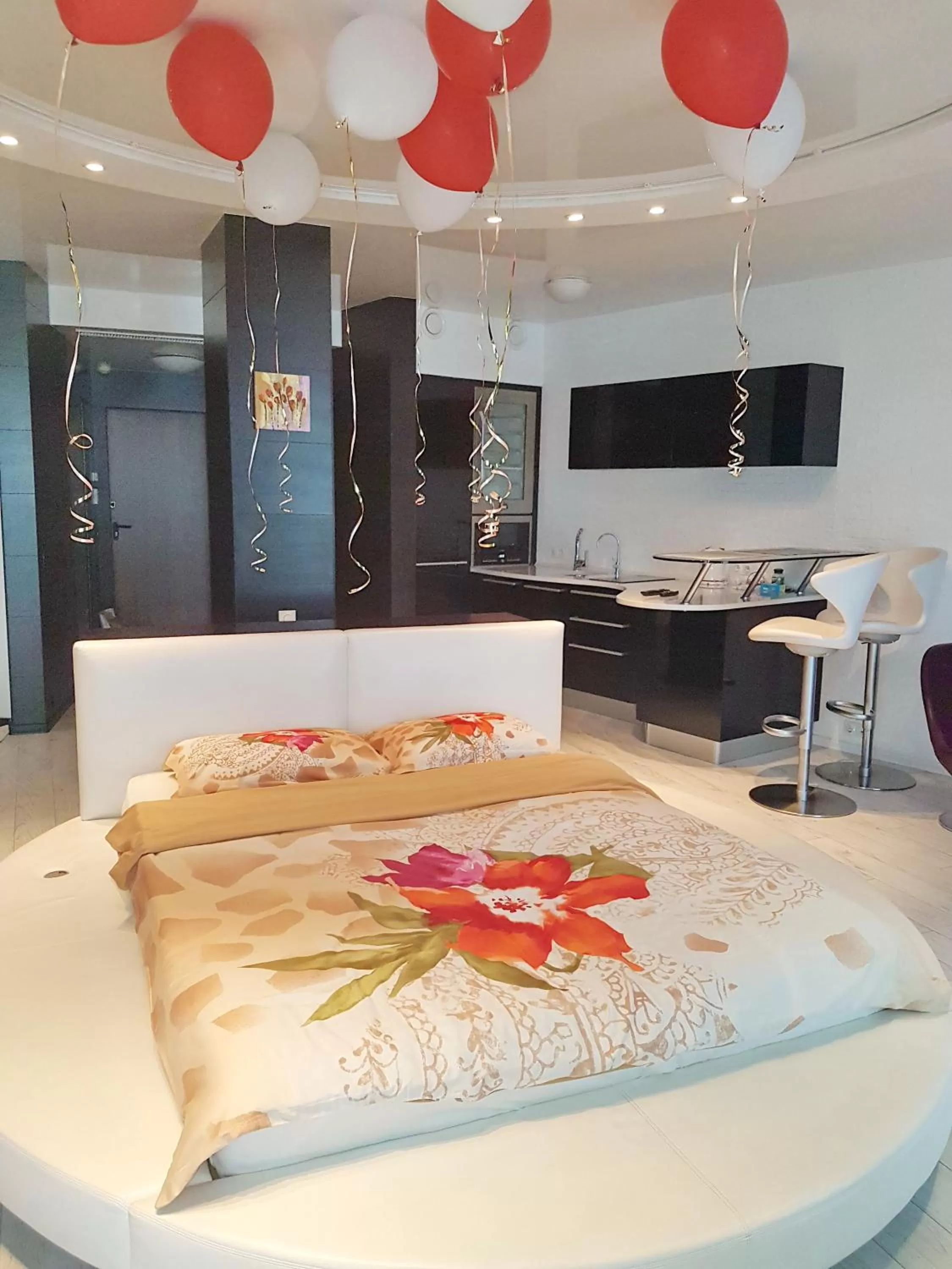 Bed in Best Apartments in Most City, River View