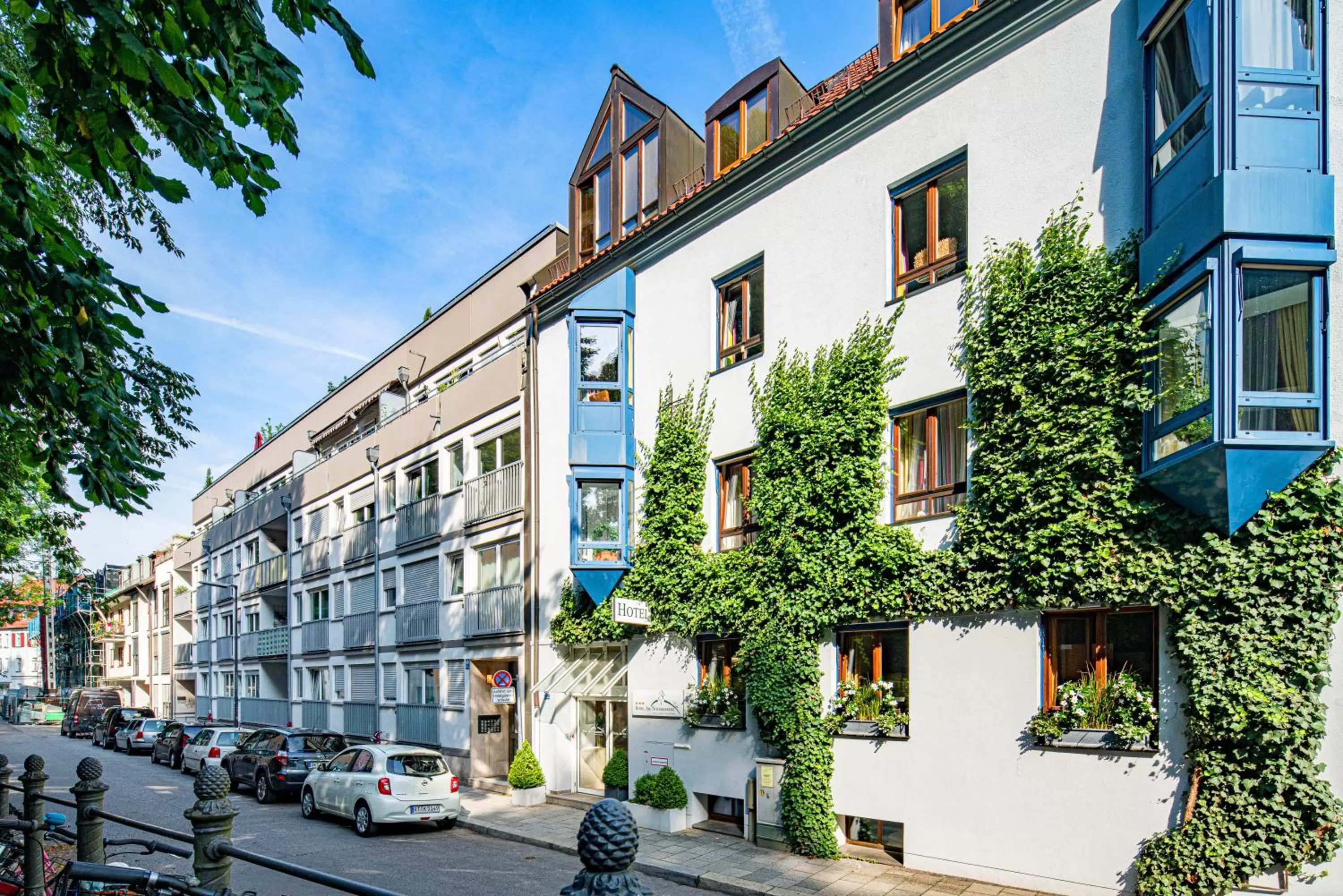 Property building in Hotel Am Nockherberg