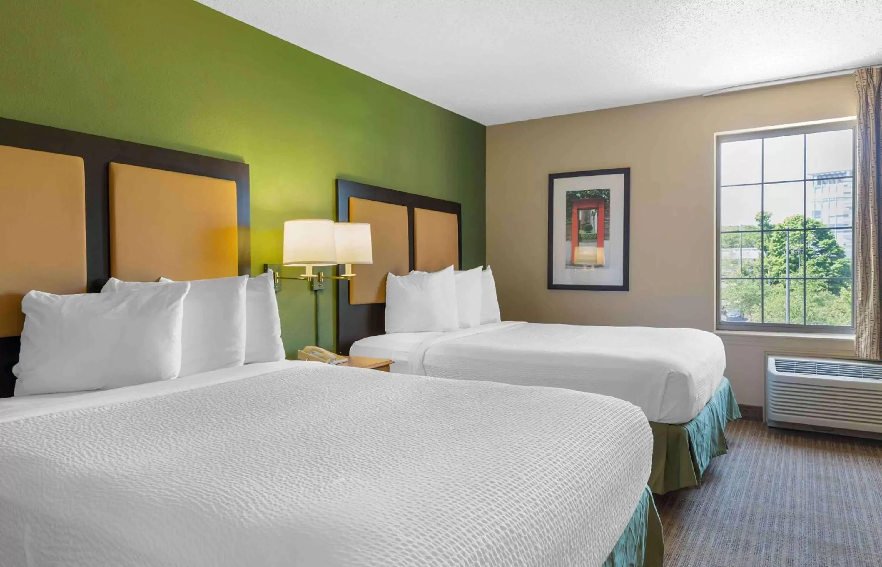 Studio with 2 Queen Beds - Non-Smoking in Extended Stay America Suites - Boston - Burlington Studio with 2 Queen Beds - Non-Smoking in Extended Stay America Suites - Boston - Burlington