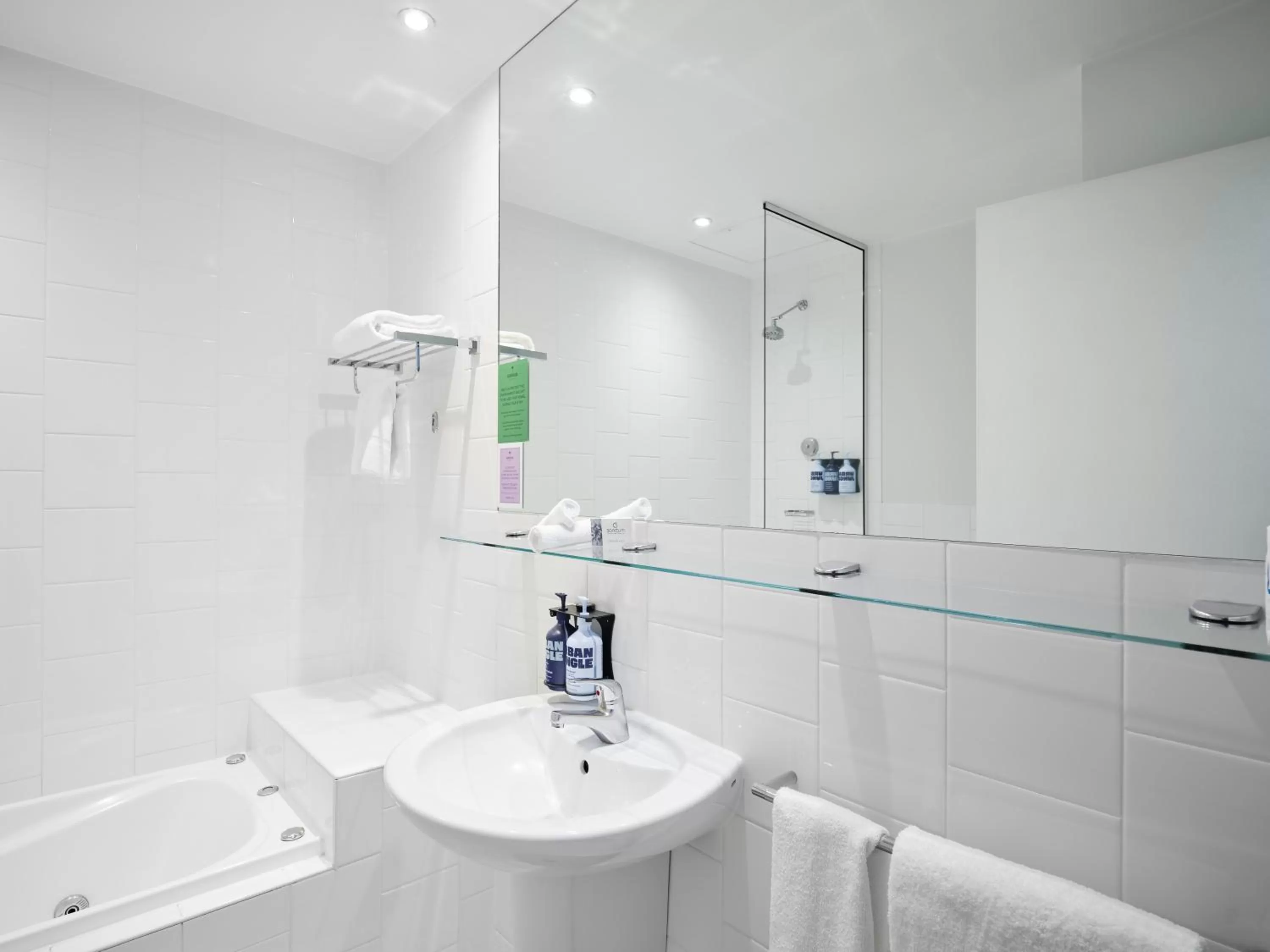 Bathroom in Saint Kilda Beach Hotel