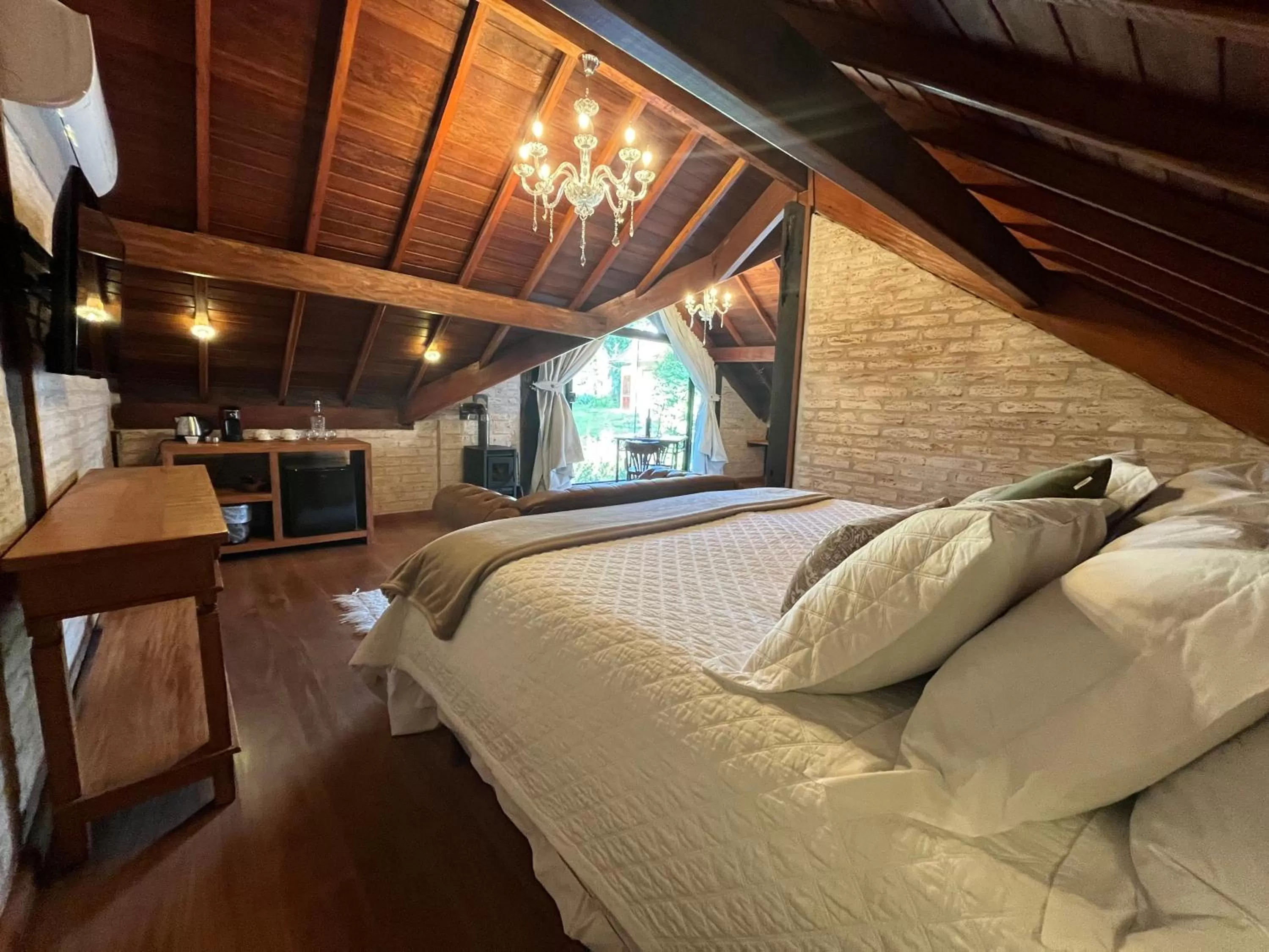 Photo of the whole room, Bed in Pousada Dona Bendita