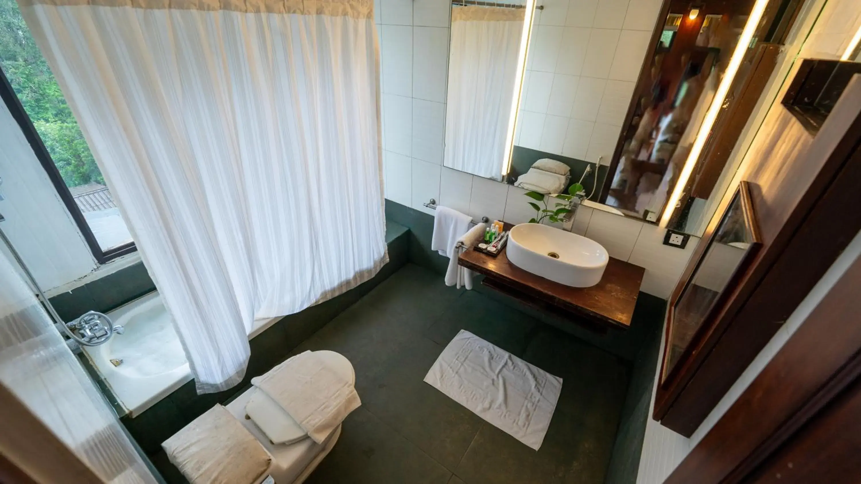 Double Room in Westwood Riverside Double Room in Westwood Riverside