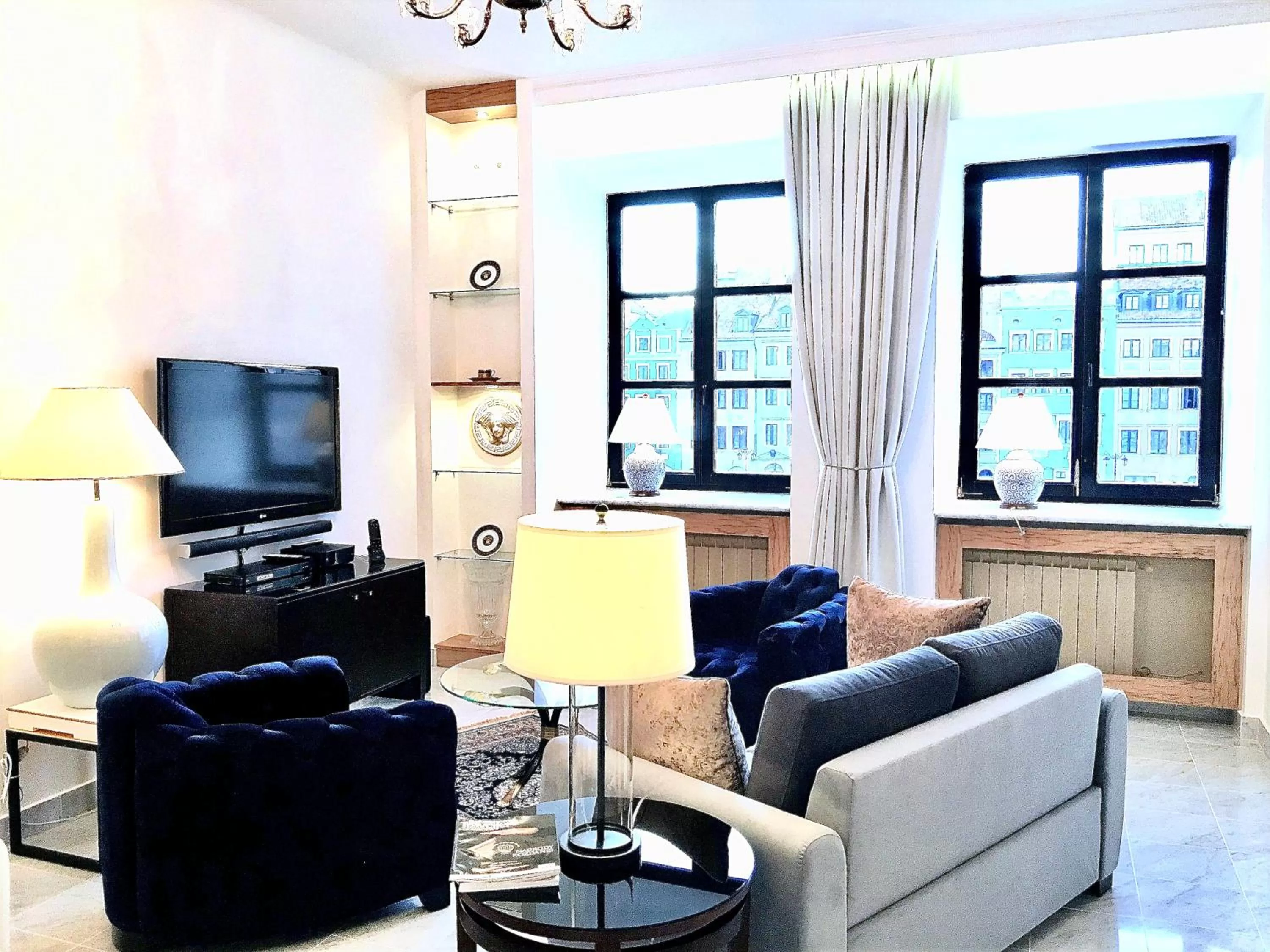 Luxury Deluxe Suite with Old Town Market Square view  in Luxury Apartments MONDRIAN Market Square III