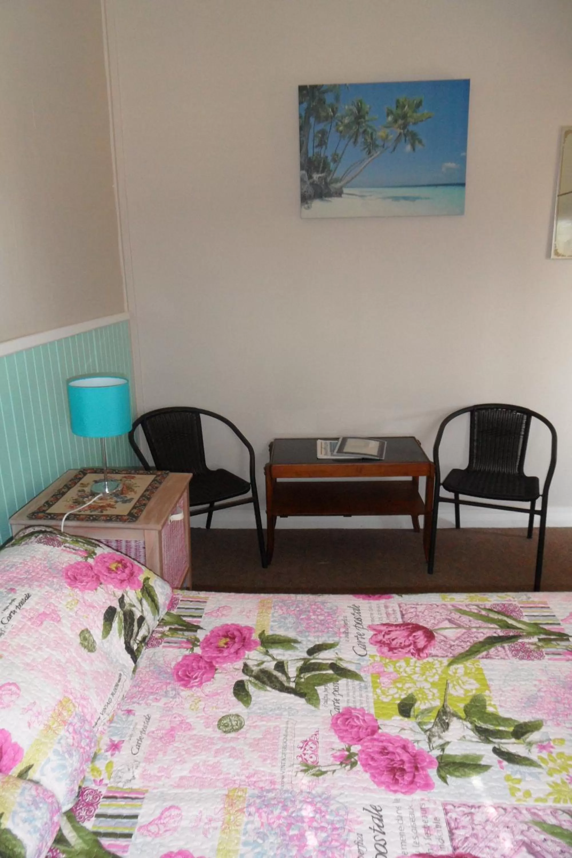 Photo of the whole room, Bed in 31 on the Terrace