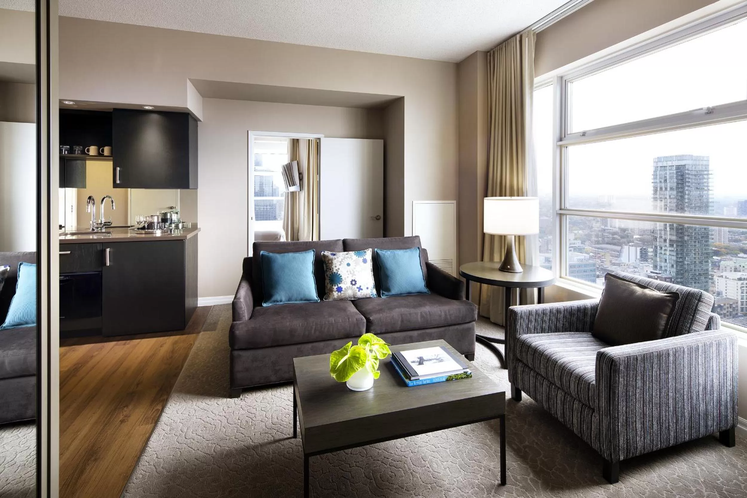 Living room in One King West Hotel and Residence