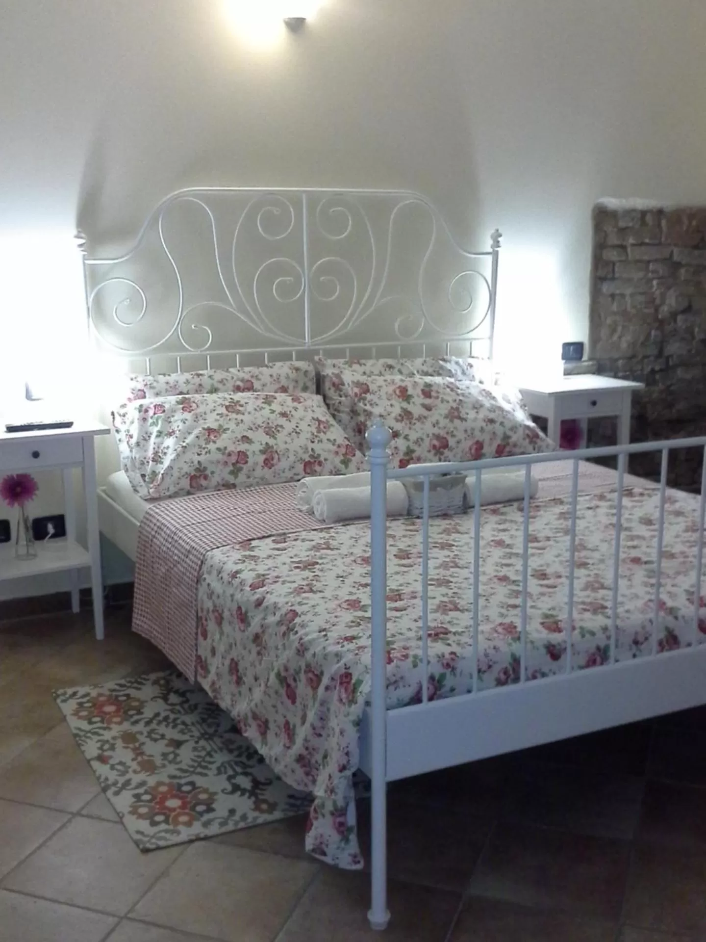 Bed in B&B Happiness in the Country