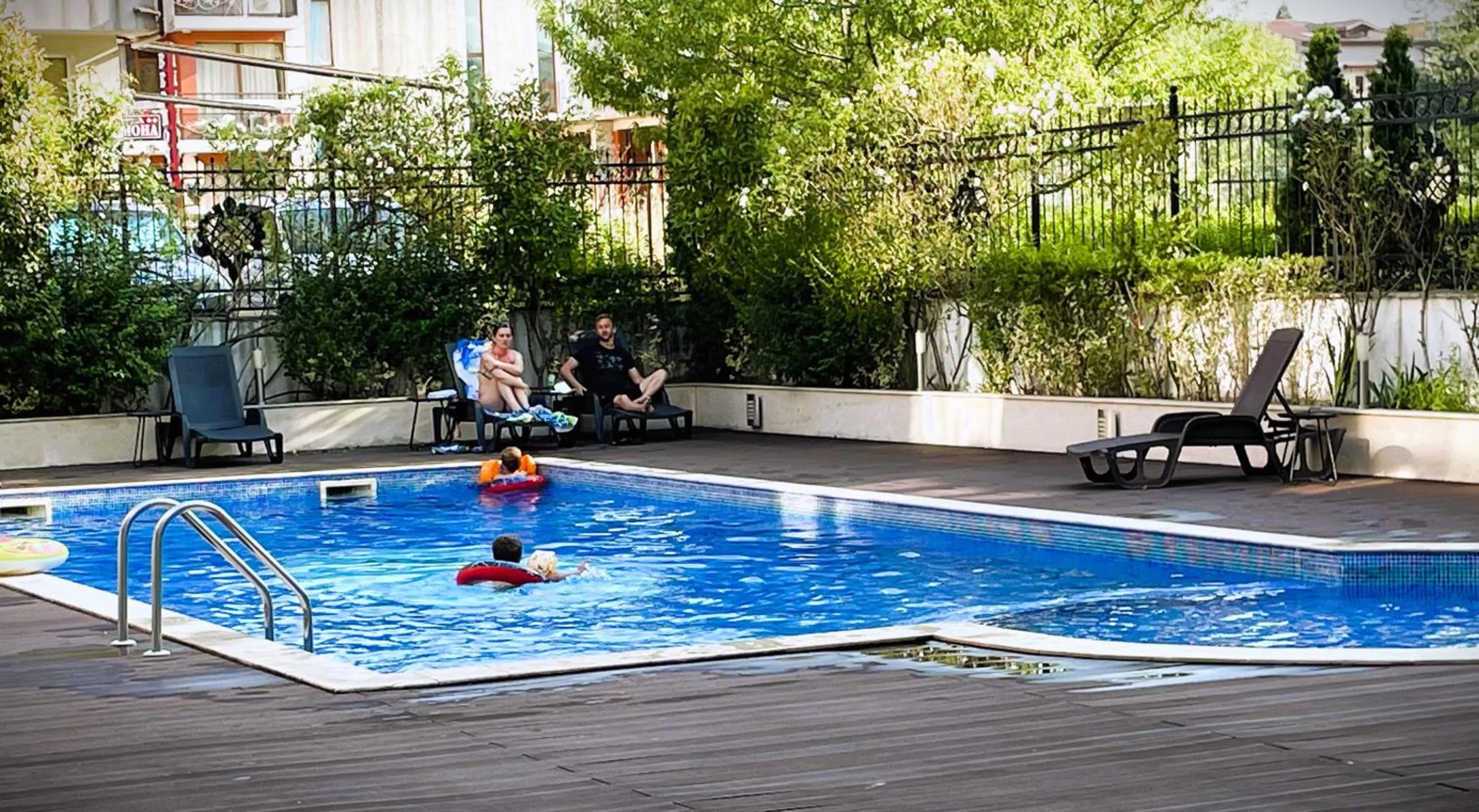 Swimming Pool in Apartments Stamopolu Lux economy class