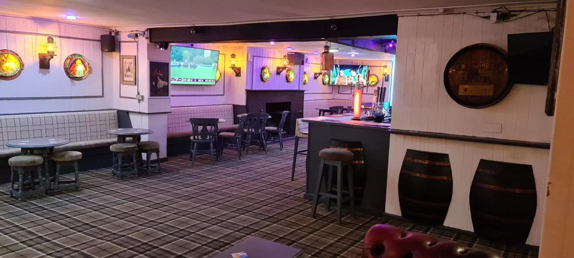 Lounge or bar in The Clarendon Hotel