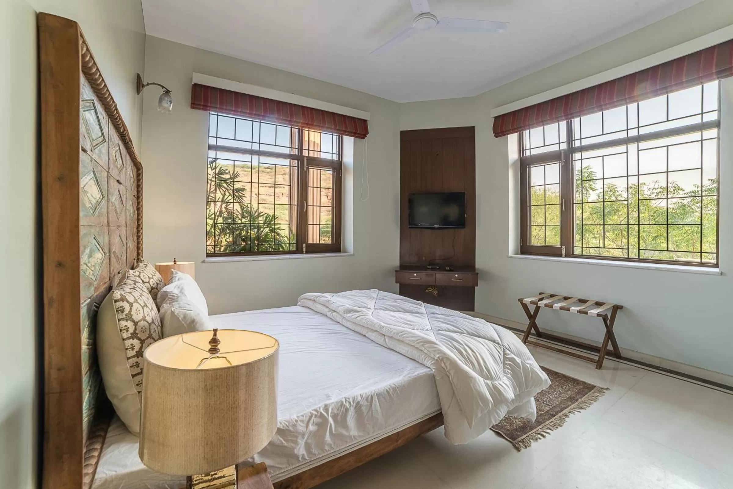 Photo of the whole room, Bed in The Almond Tree