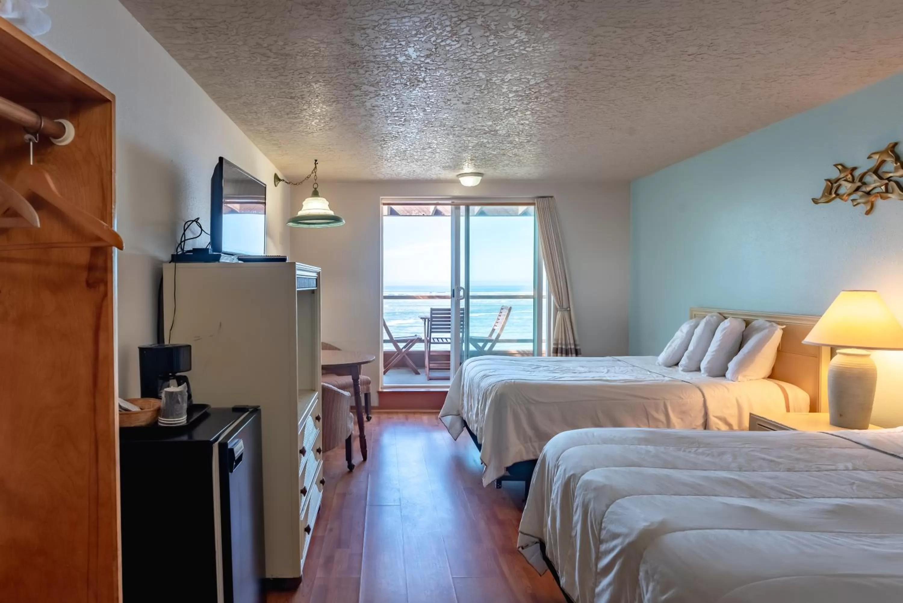 Bedroom, Bed in Terimore Lodging by the Sea