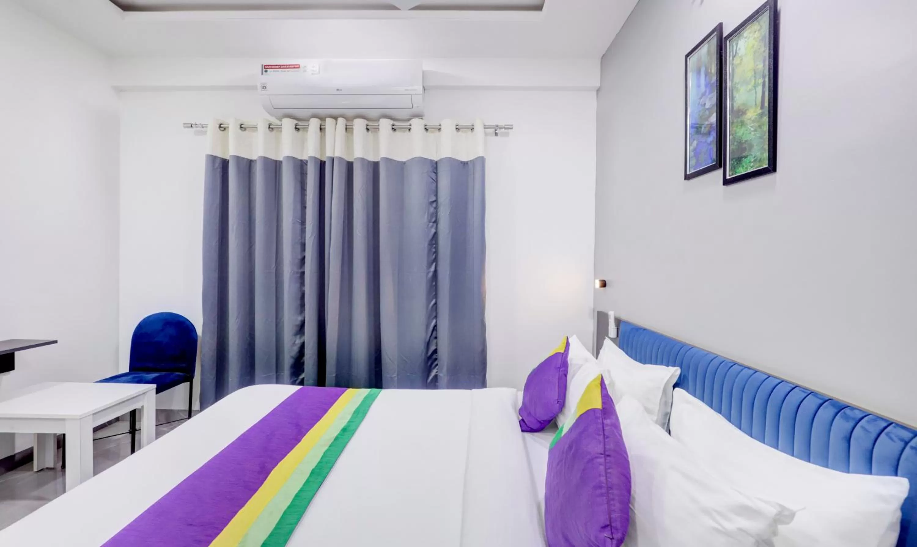 Bedroom, Bed in Treebo Finesta Suites, Nagpur Airport