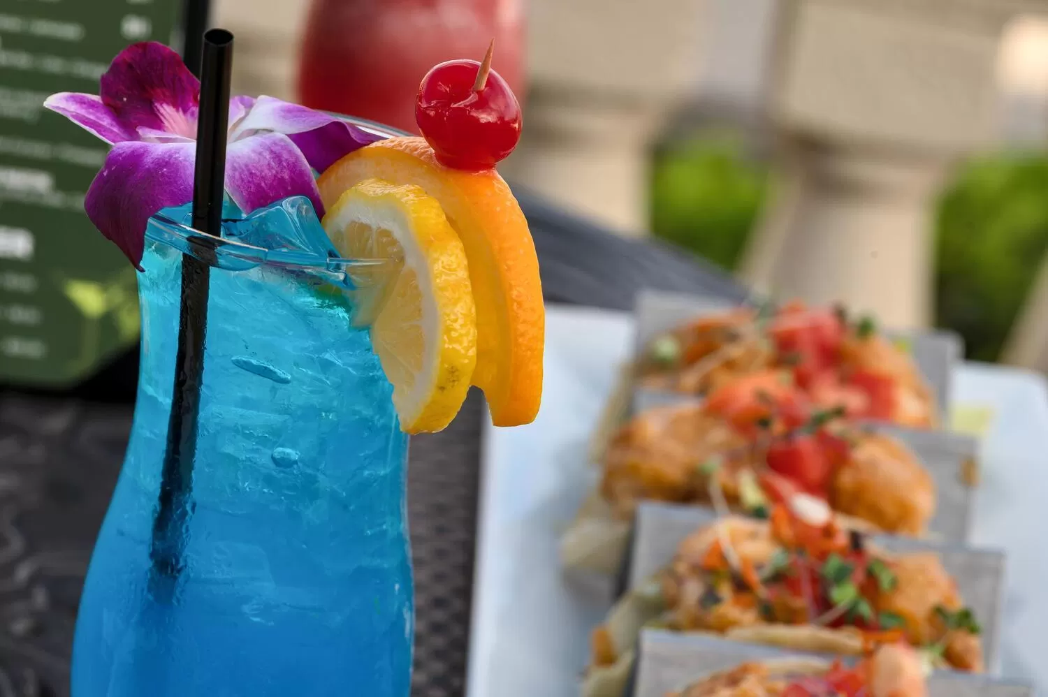 Food and drinks in Bayfront Inn 5th Avenue