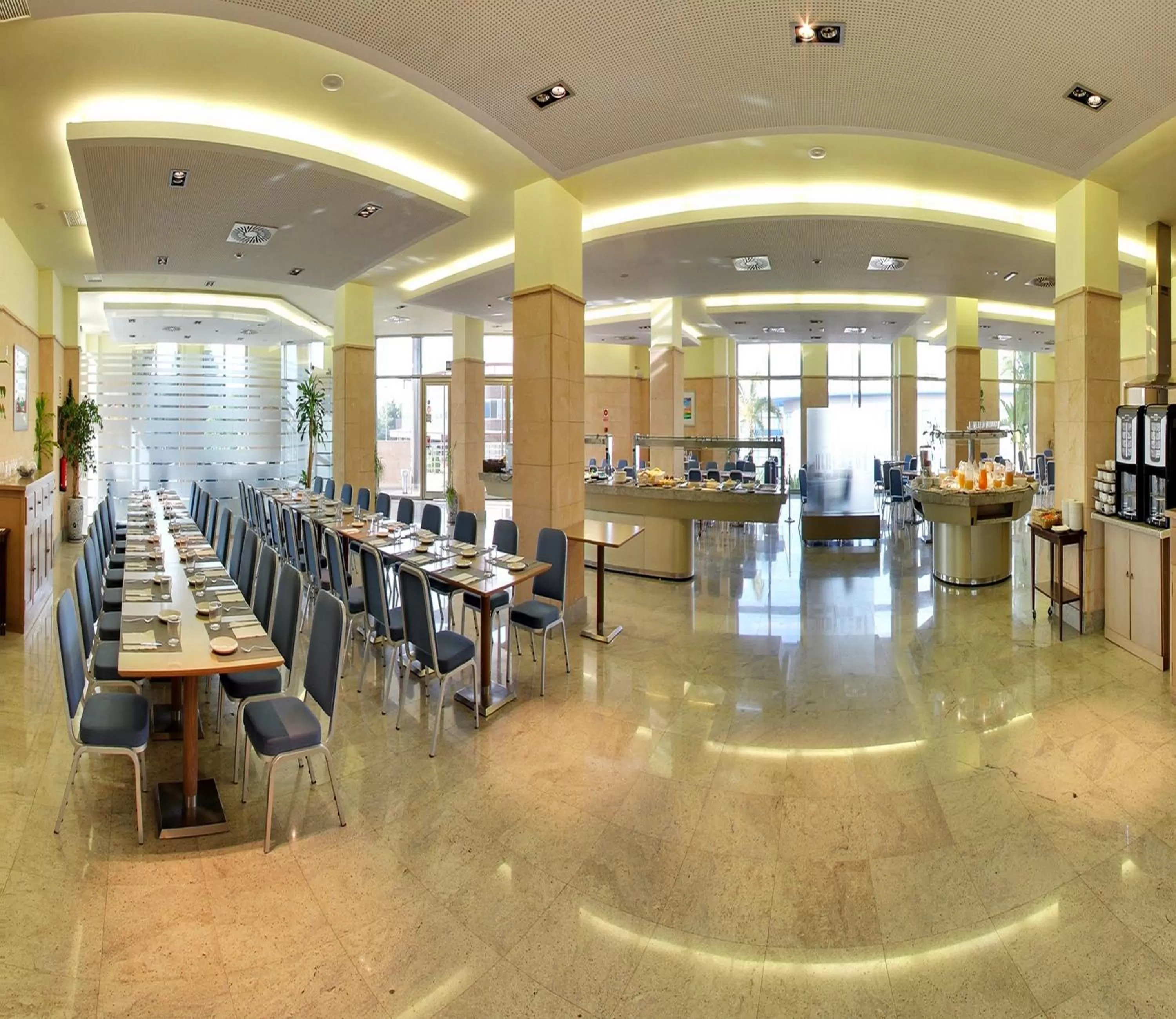 Restaurant/places to eat in Hotel Mas Camarena