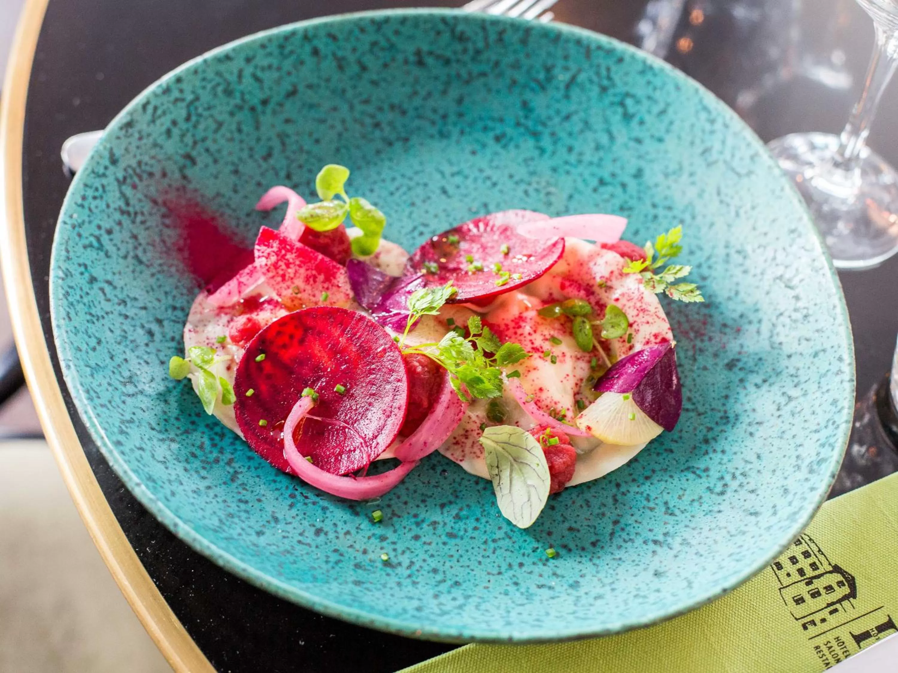 Food in Hôtel des Basses Pyrénées - Bayonne