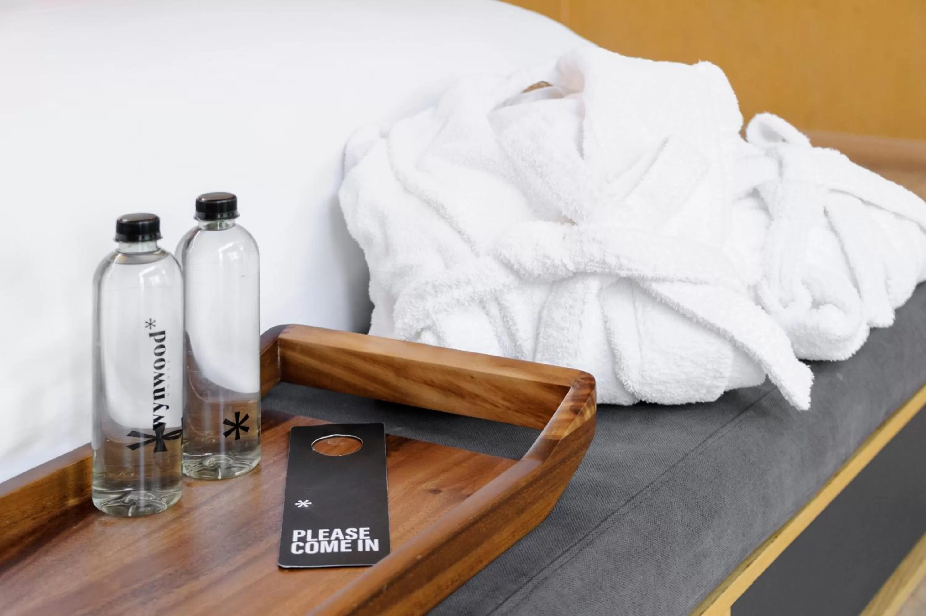 Text overlay in Casa Wynwood Roma Norte