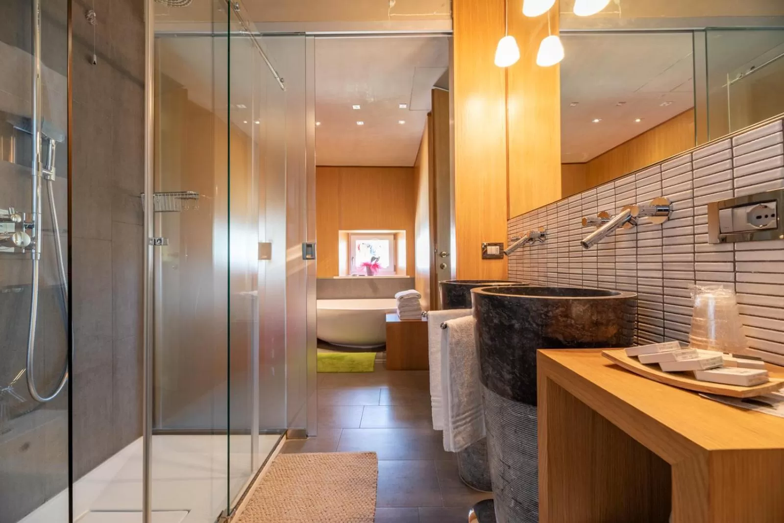 Shower in Hotel Suite Inn