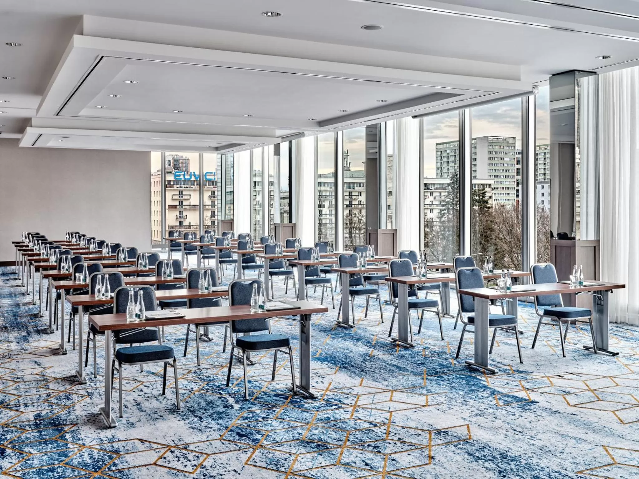 Meeting/conference room in InterContinental Warszawa by IHG