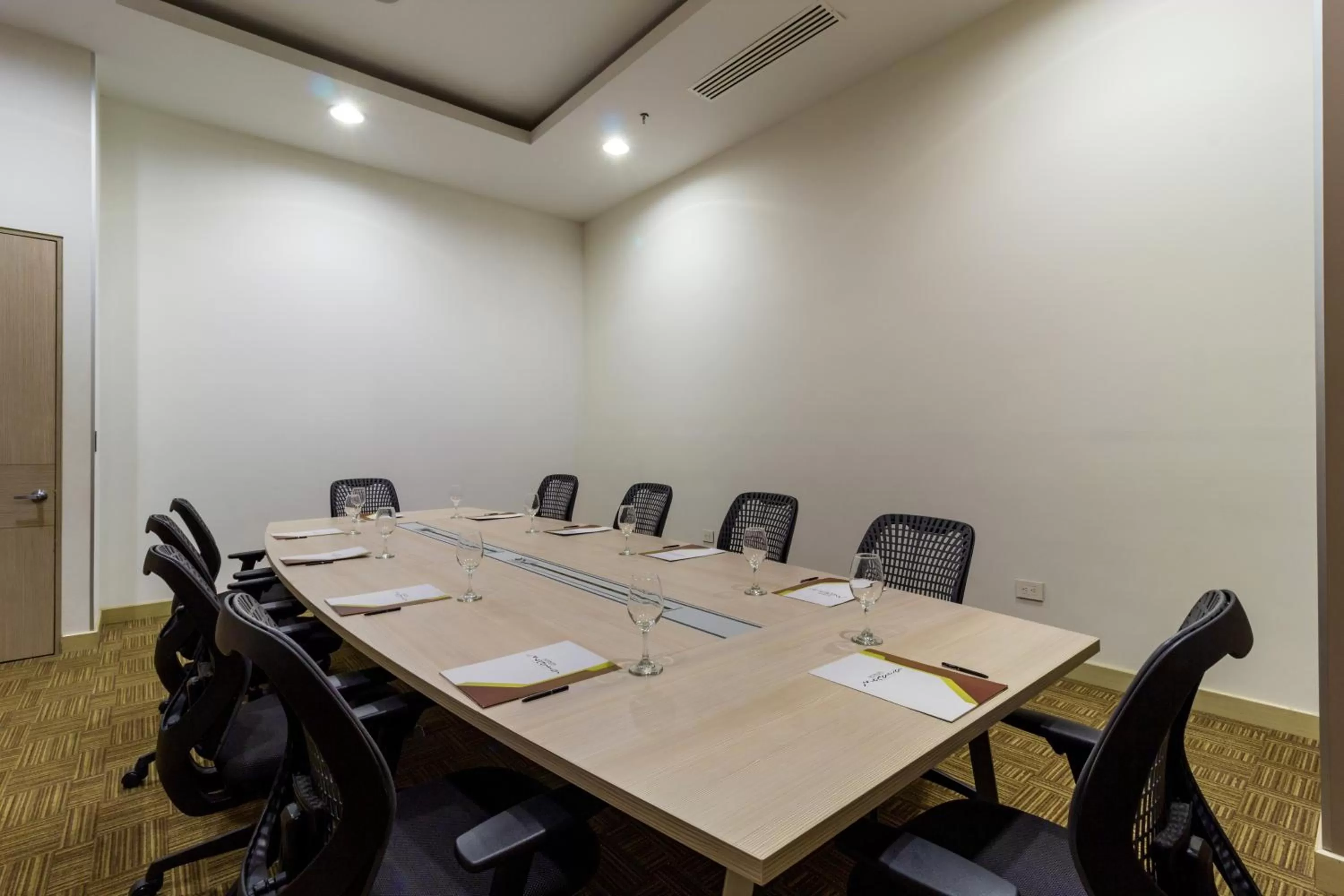 Meeting/conference room in Hotel Mocawa Plaza Armenia