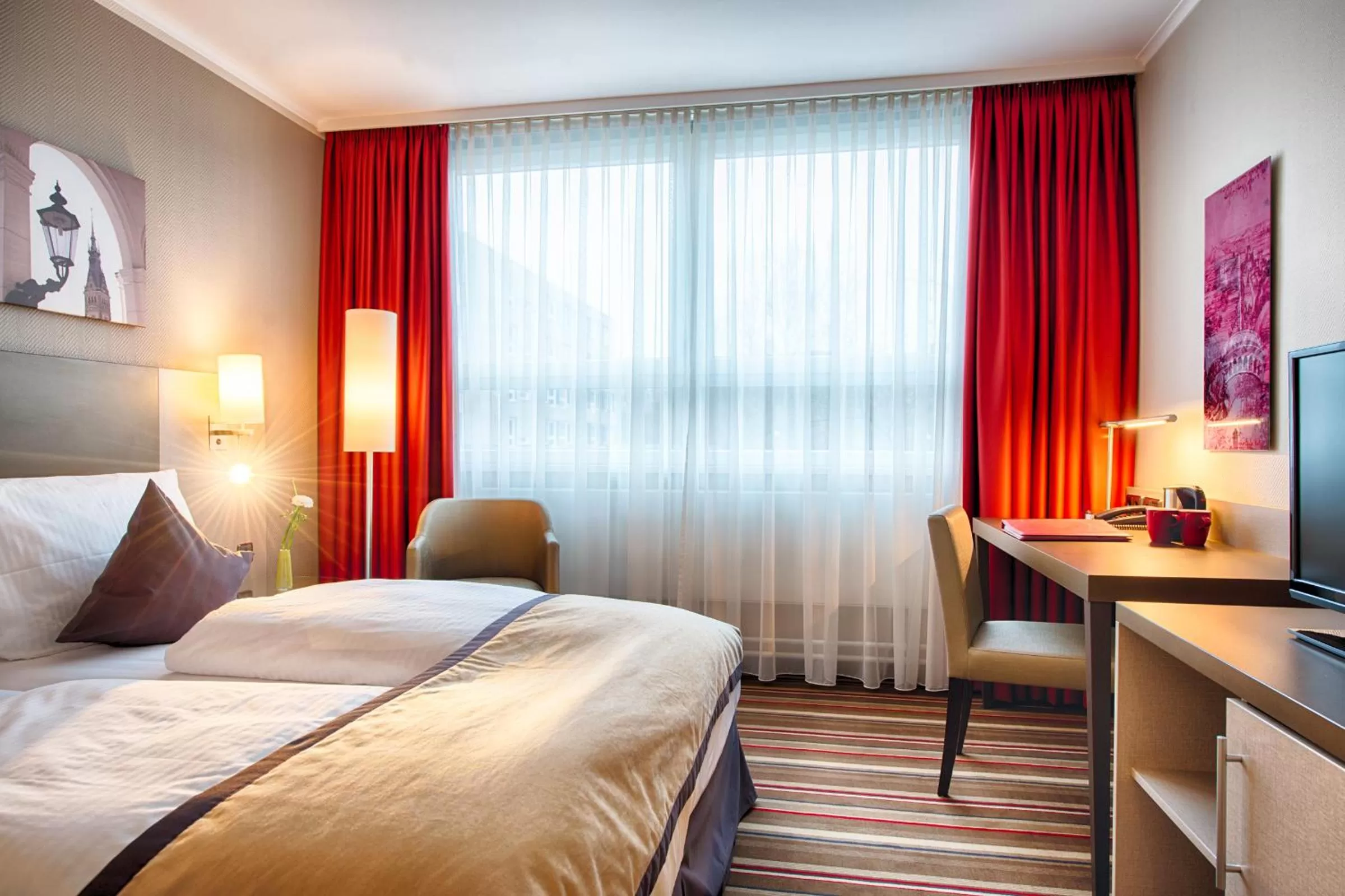 Superior Double Room in Leonardo Hotel Hamburg City Nord