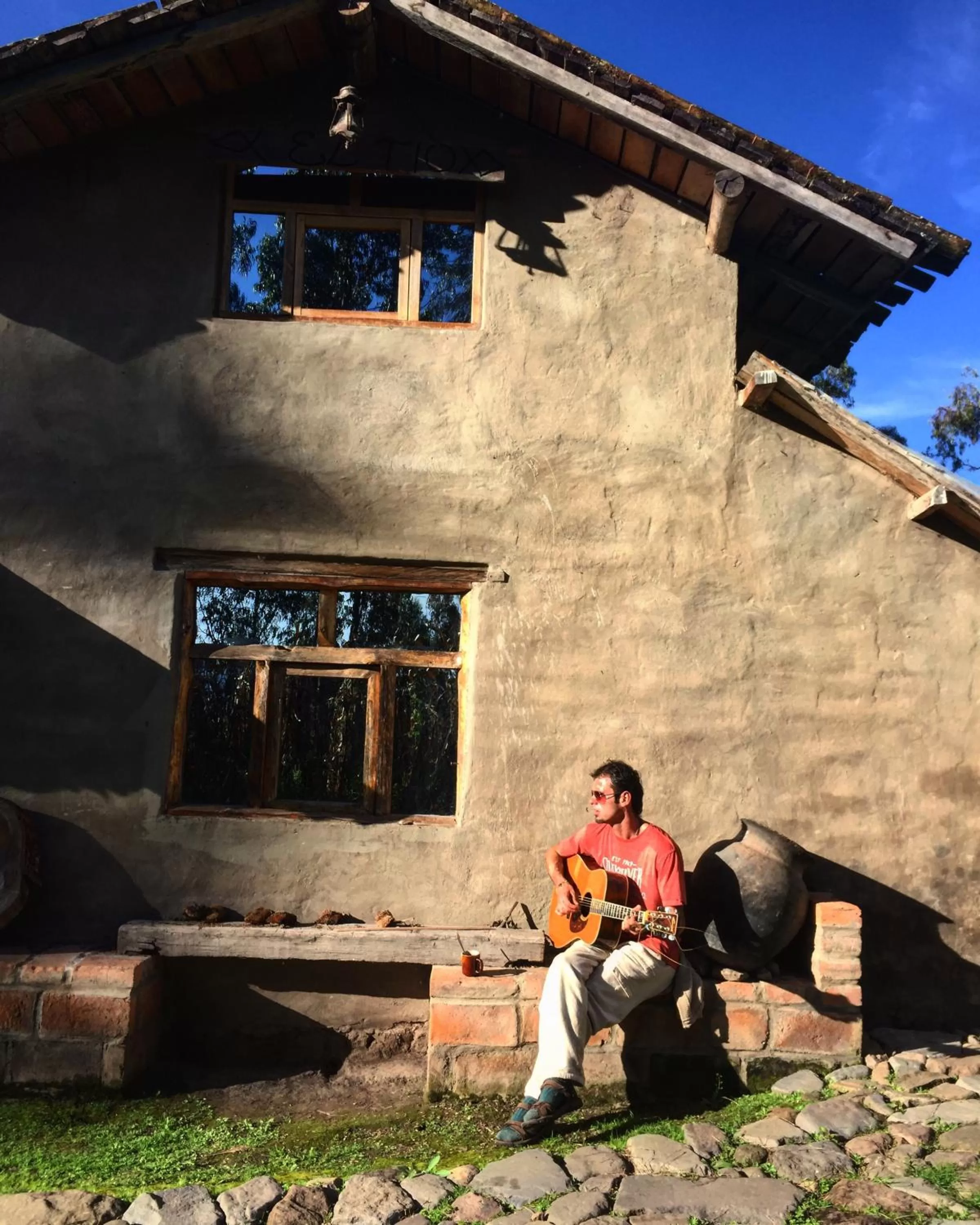 Property building in El Tio Hostal