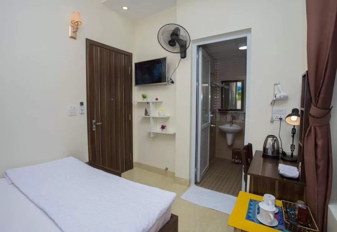 Bedroom, Bed in Friendly Home Hotel