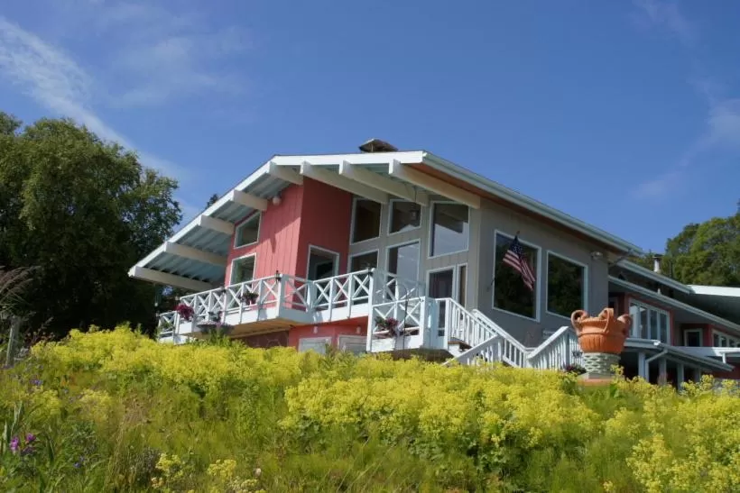 Property Building in Halcyon Heights B&B/Inn