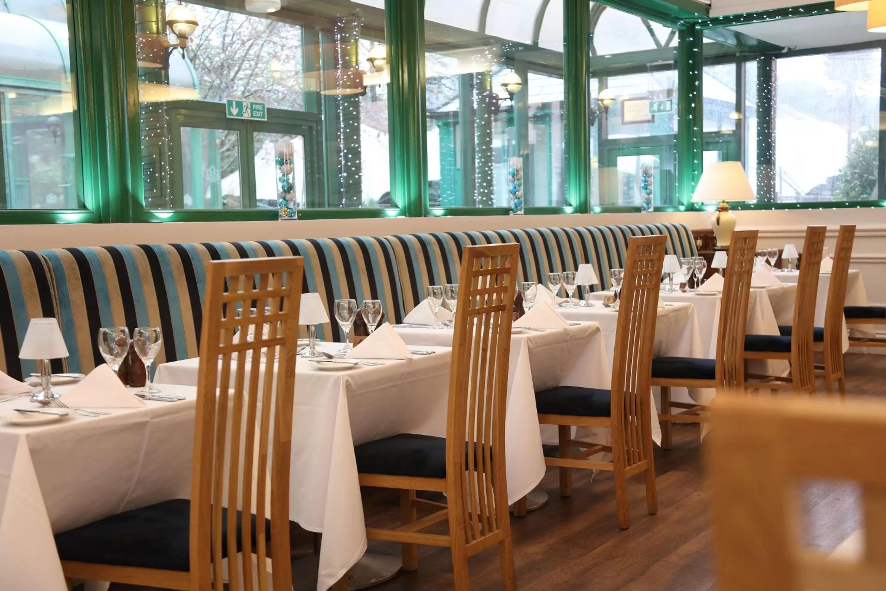 Restaurant/places to eat in Norfolk Royale Hotel