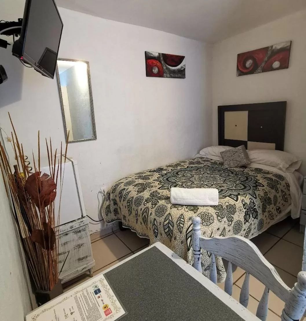 Bed in MINI HOTEL San Luis Potosí