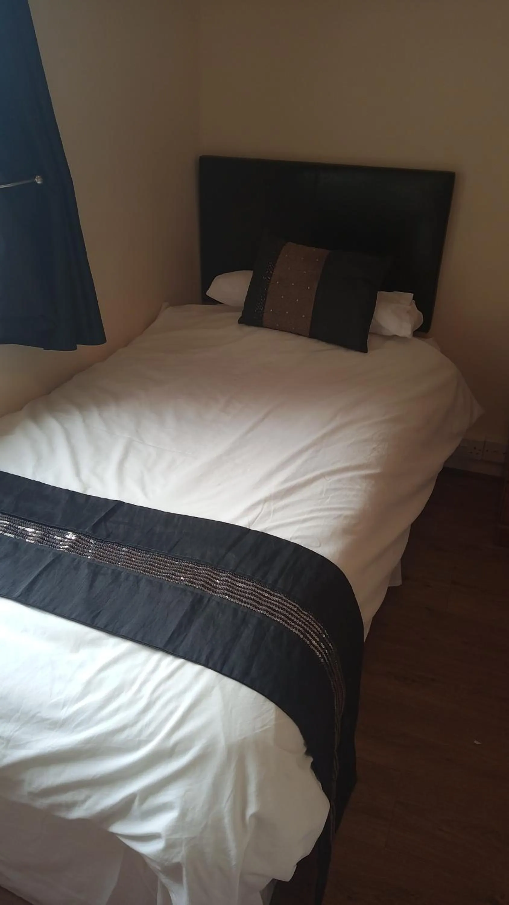 Bed in The Wilton Weymouth