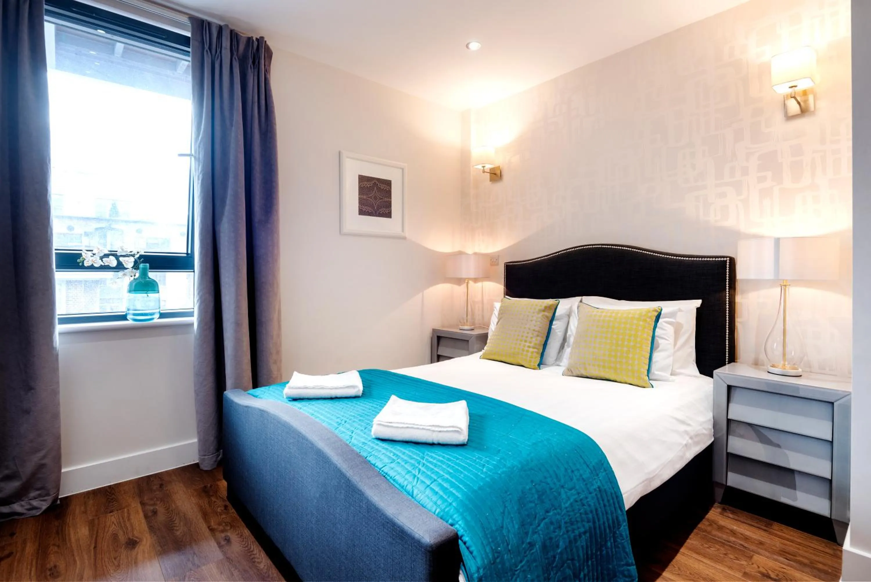 Bed in Twyne House Apartments