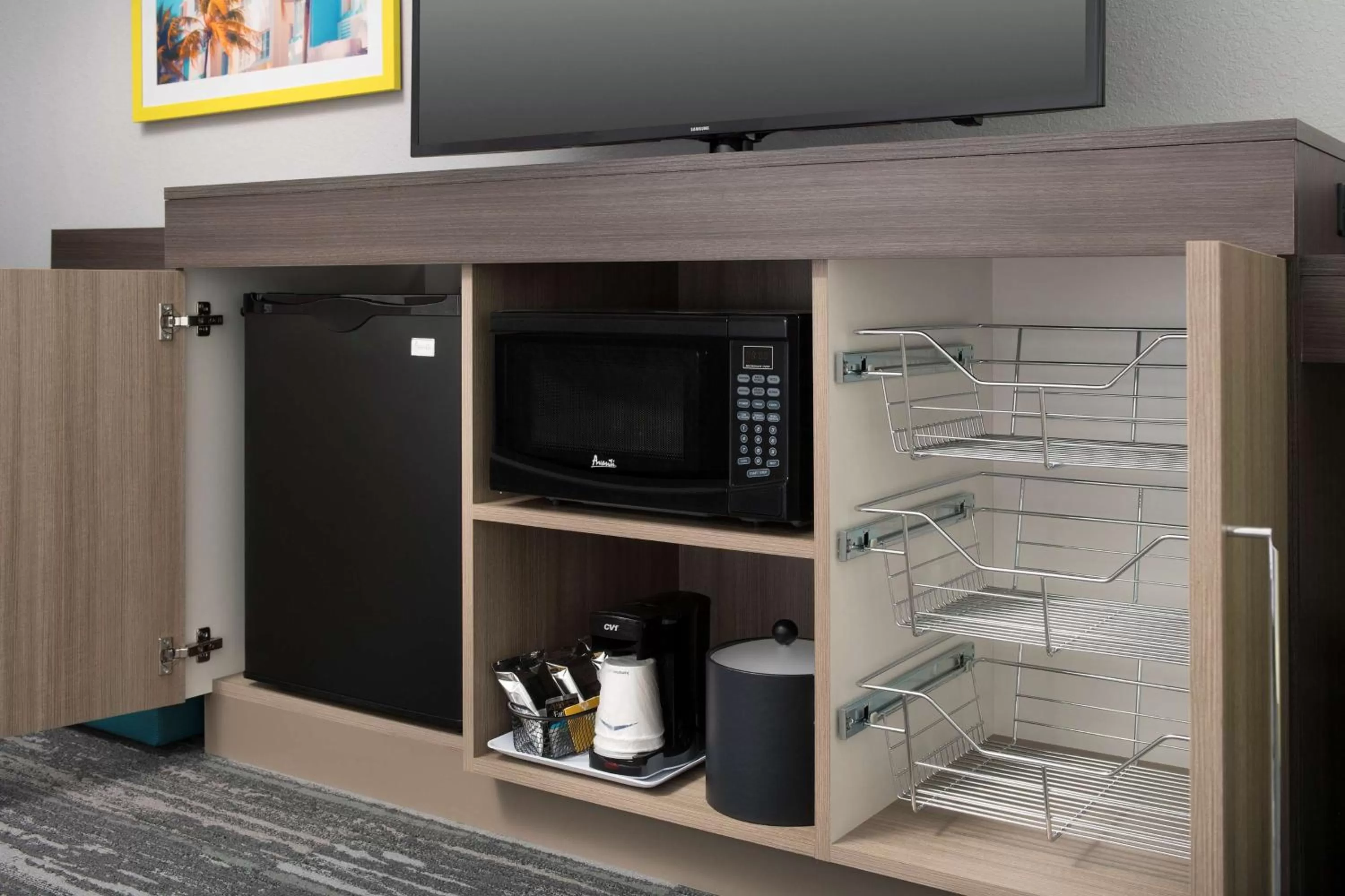 Bedroom in Hampton Inn Miami Airport East