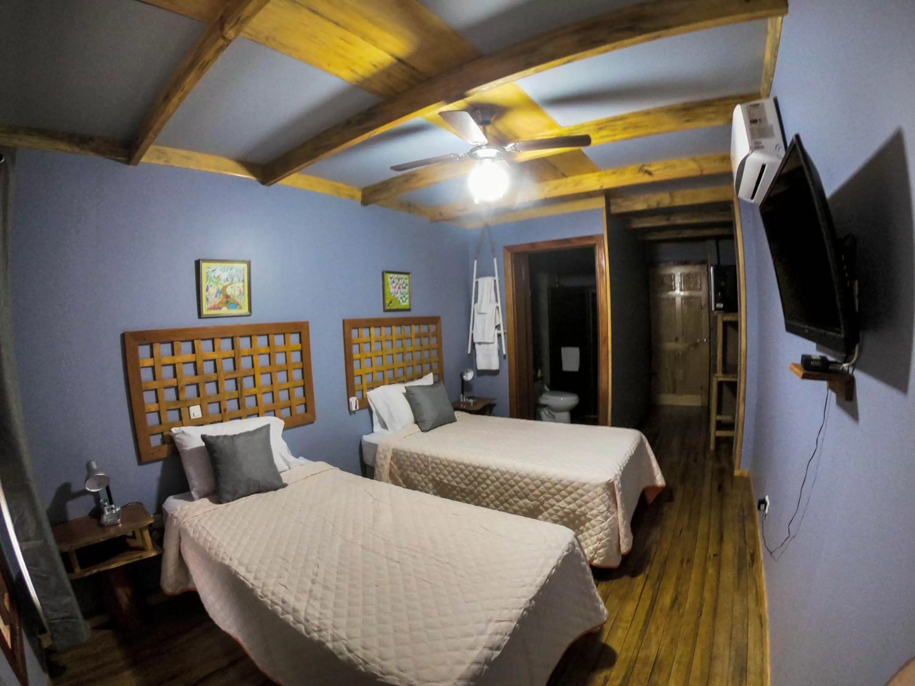 Communal lounge/ TV room in Hotel Hacienda Don Paolo