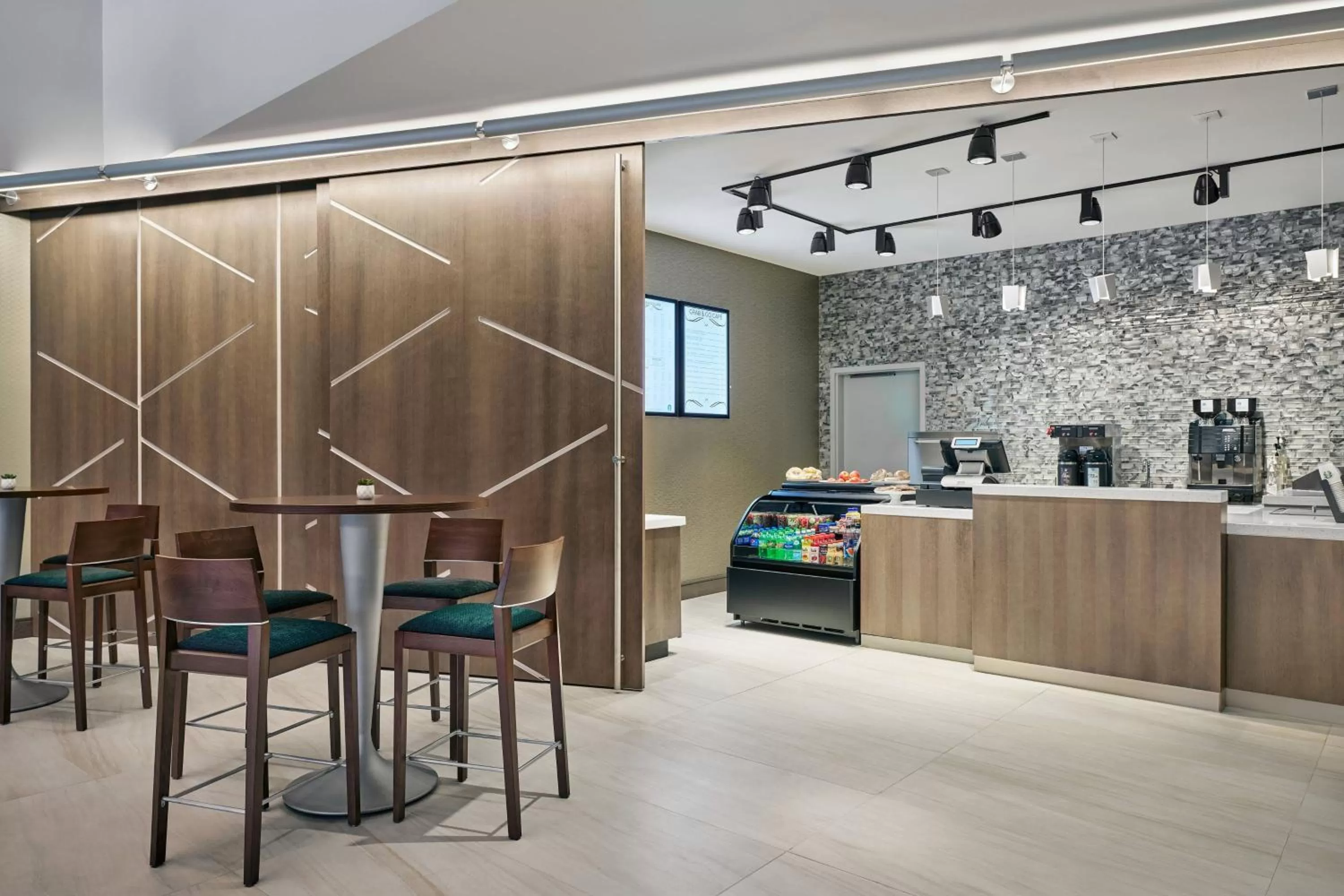 Breakfast in Delta Hotels by Marriott Ashland Downtown