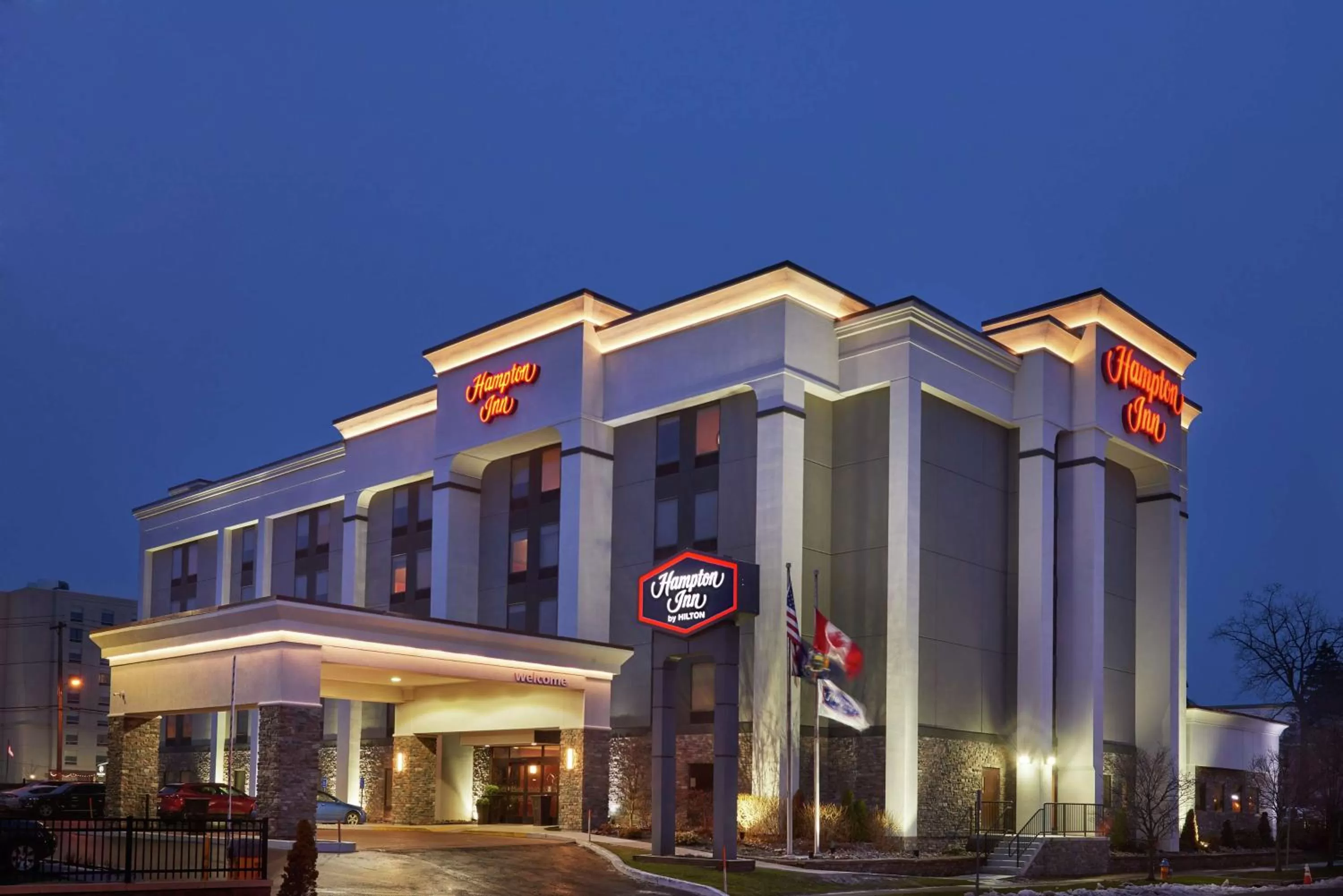 Property building in Hampton Inn Niagara Falls