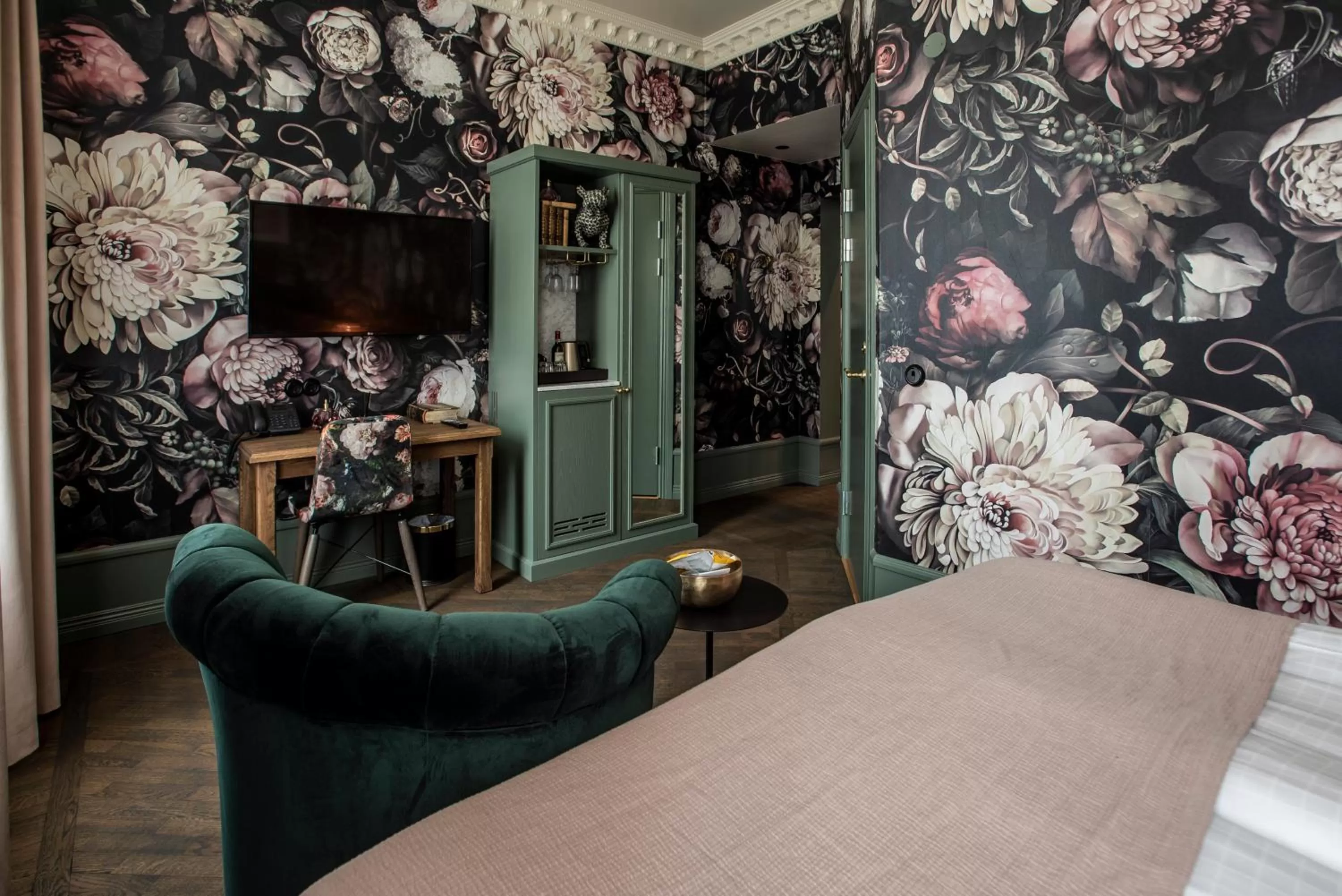 Bedroom, Bed in The Vault Hotel, WorldHotels Crafted