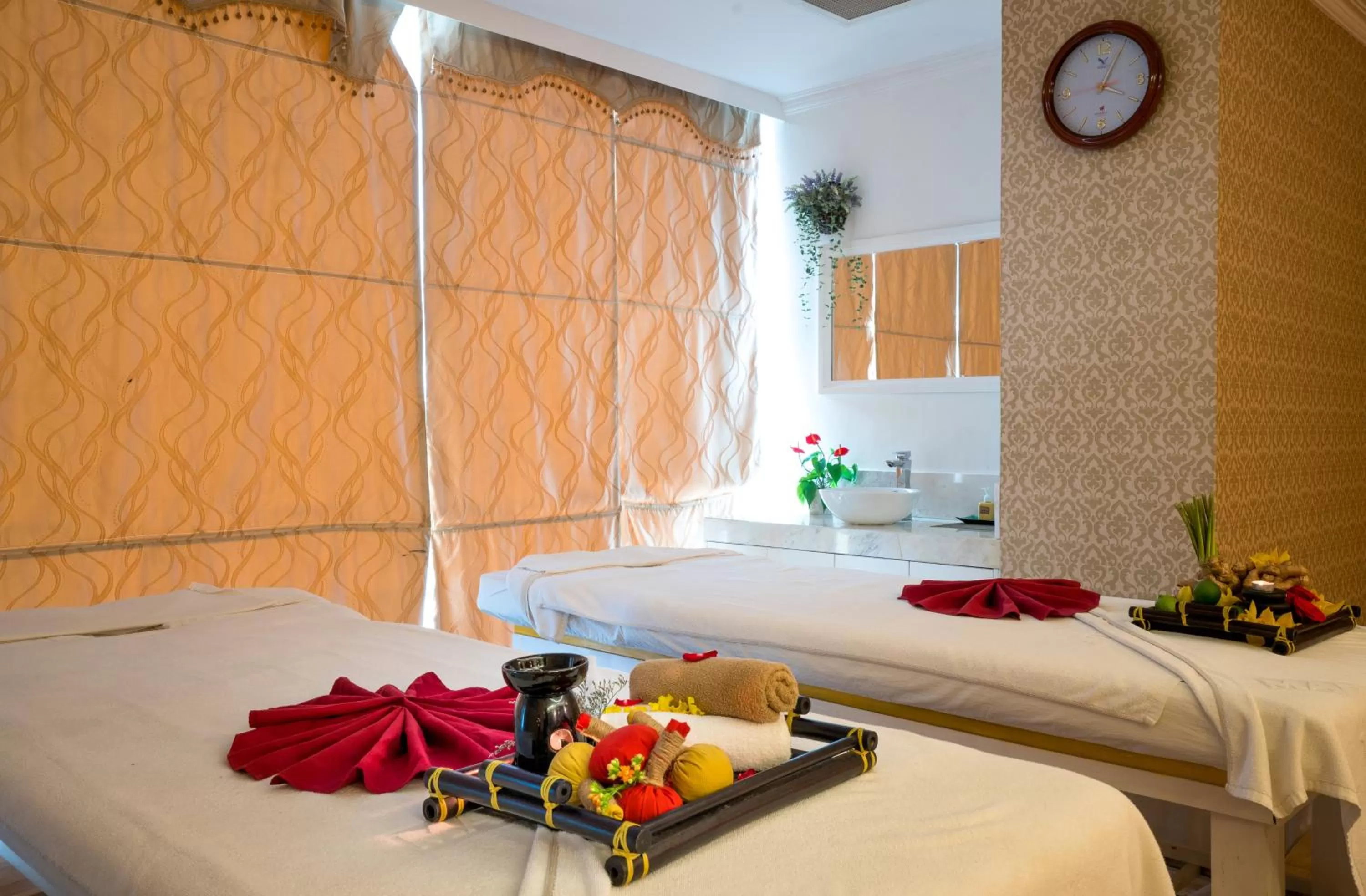 Spa and wellness centre/facilities, Bed in Galina Hotel & Spa