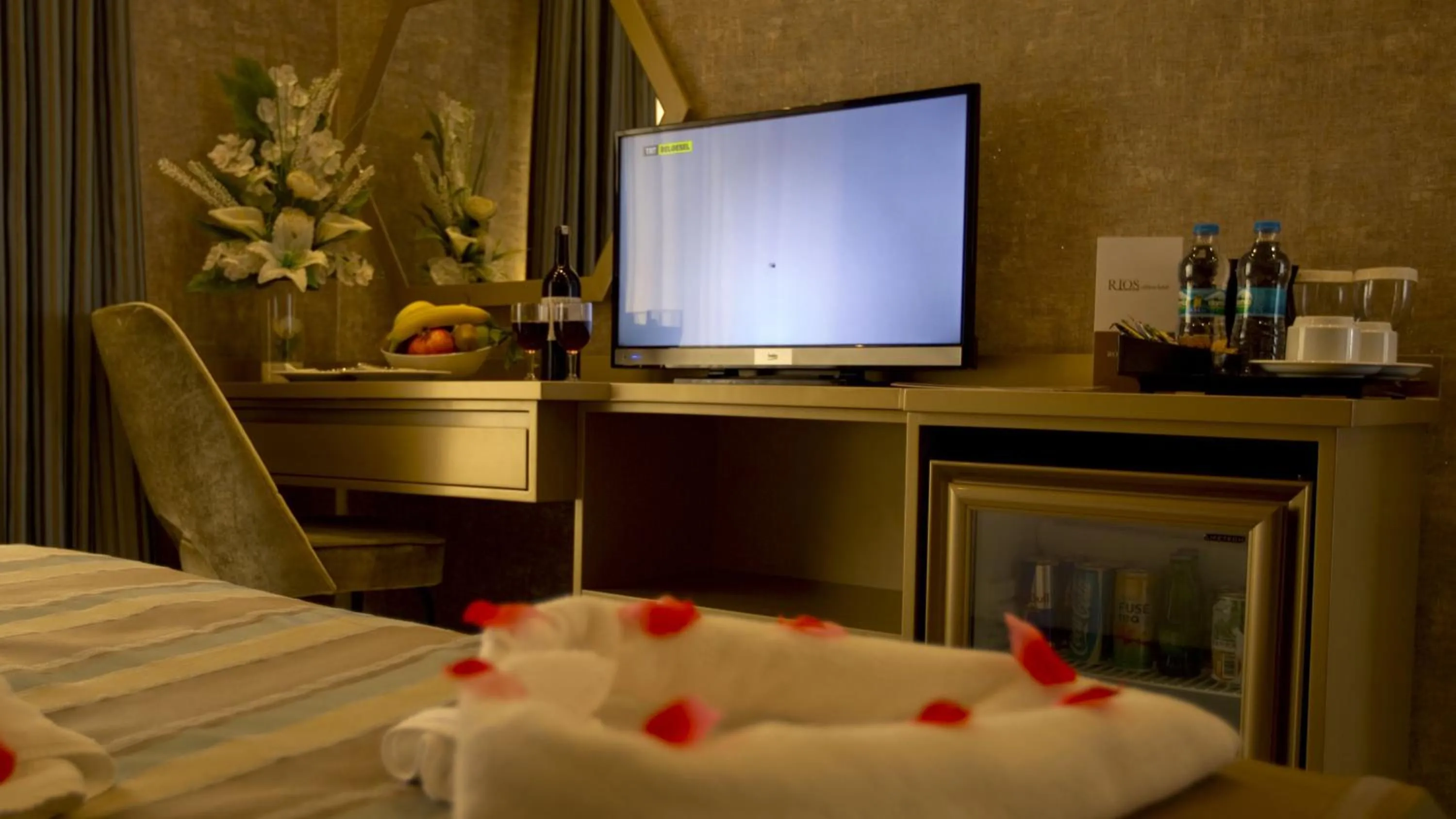 Bedroom, Bed in Rios Edition Hotel